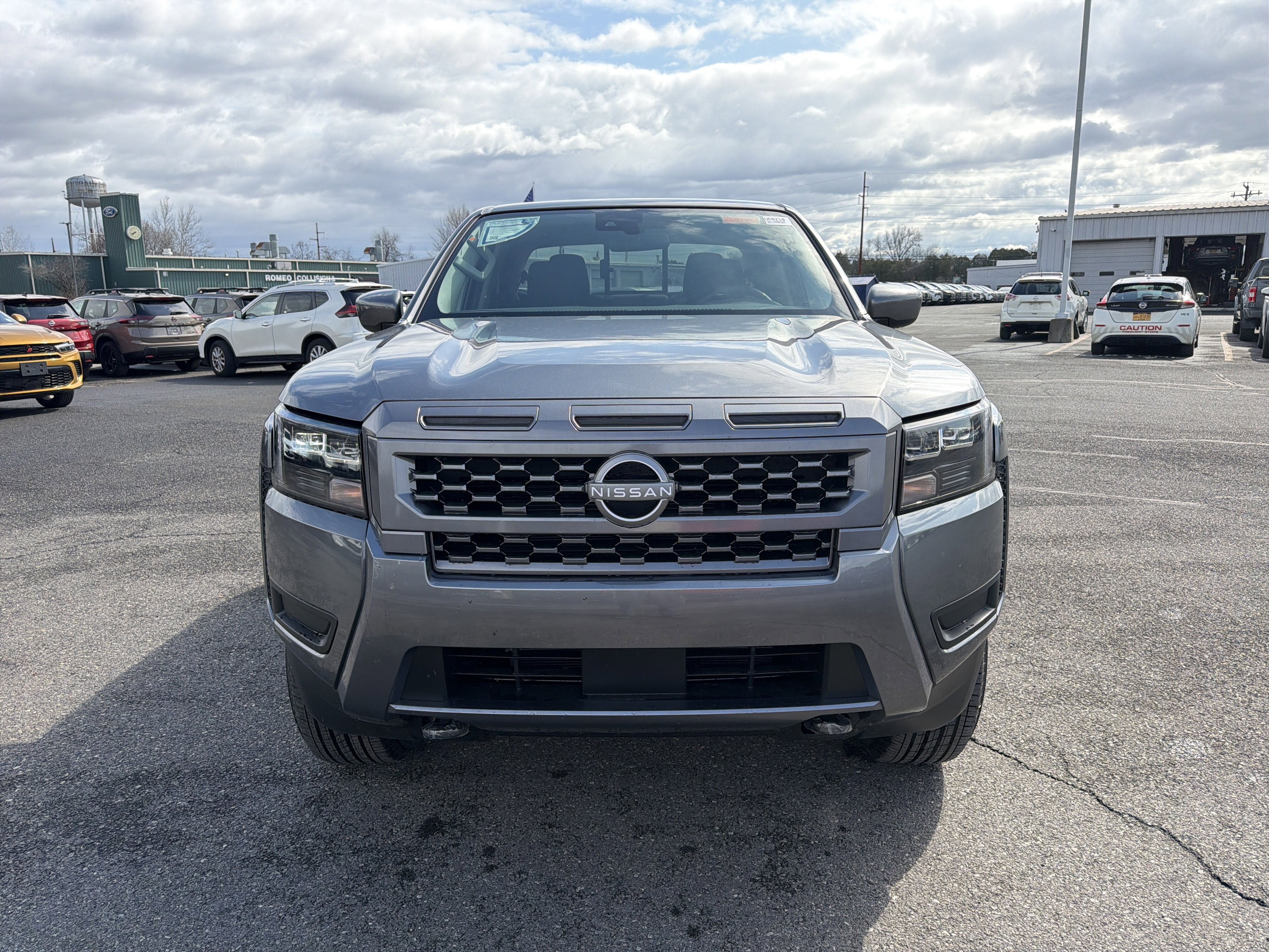 2026 Nissan Frontier SV