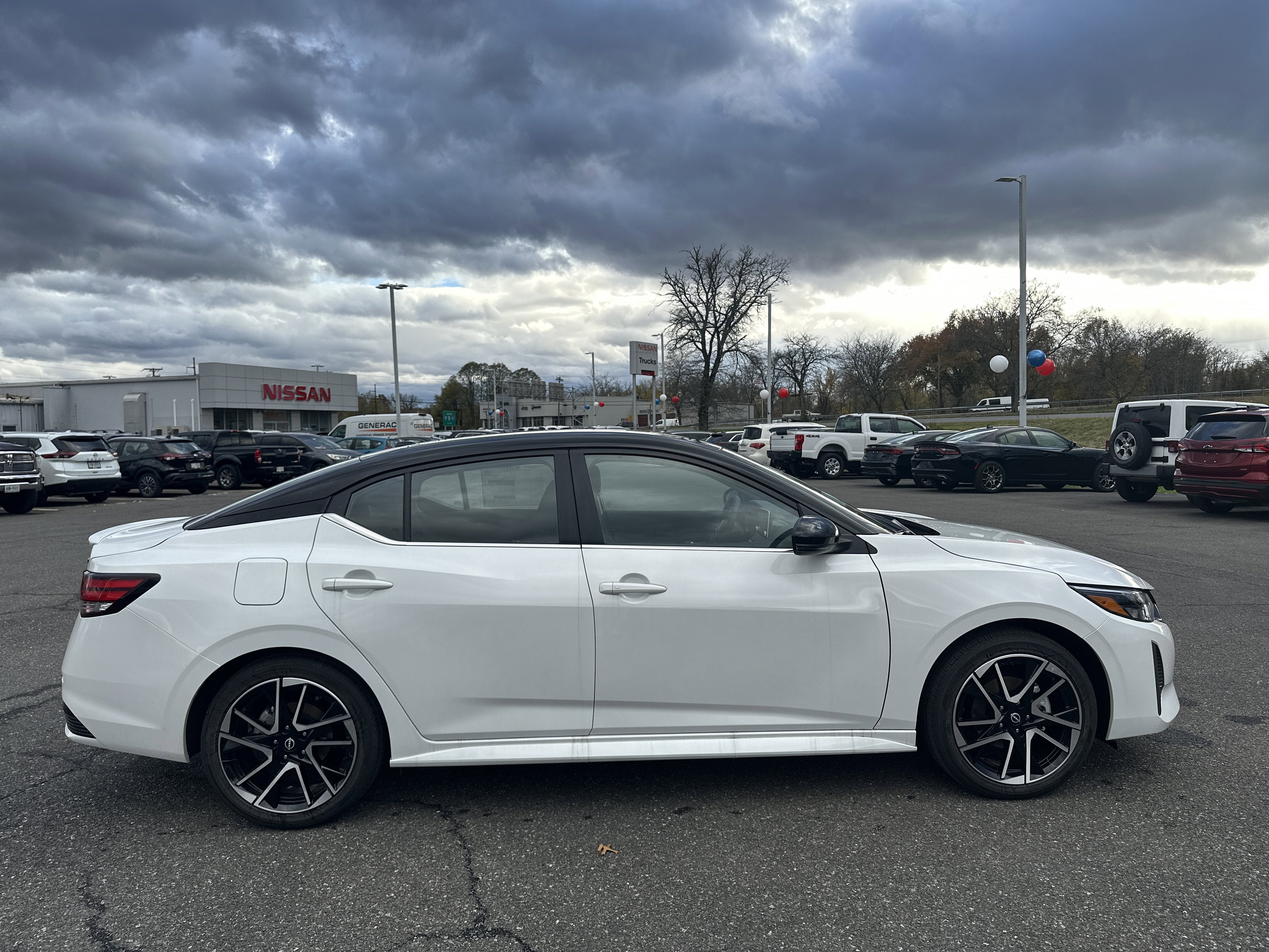 2025 Nissan Sentra SR