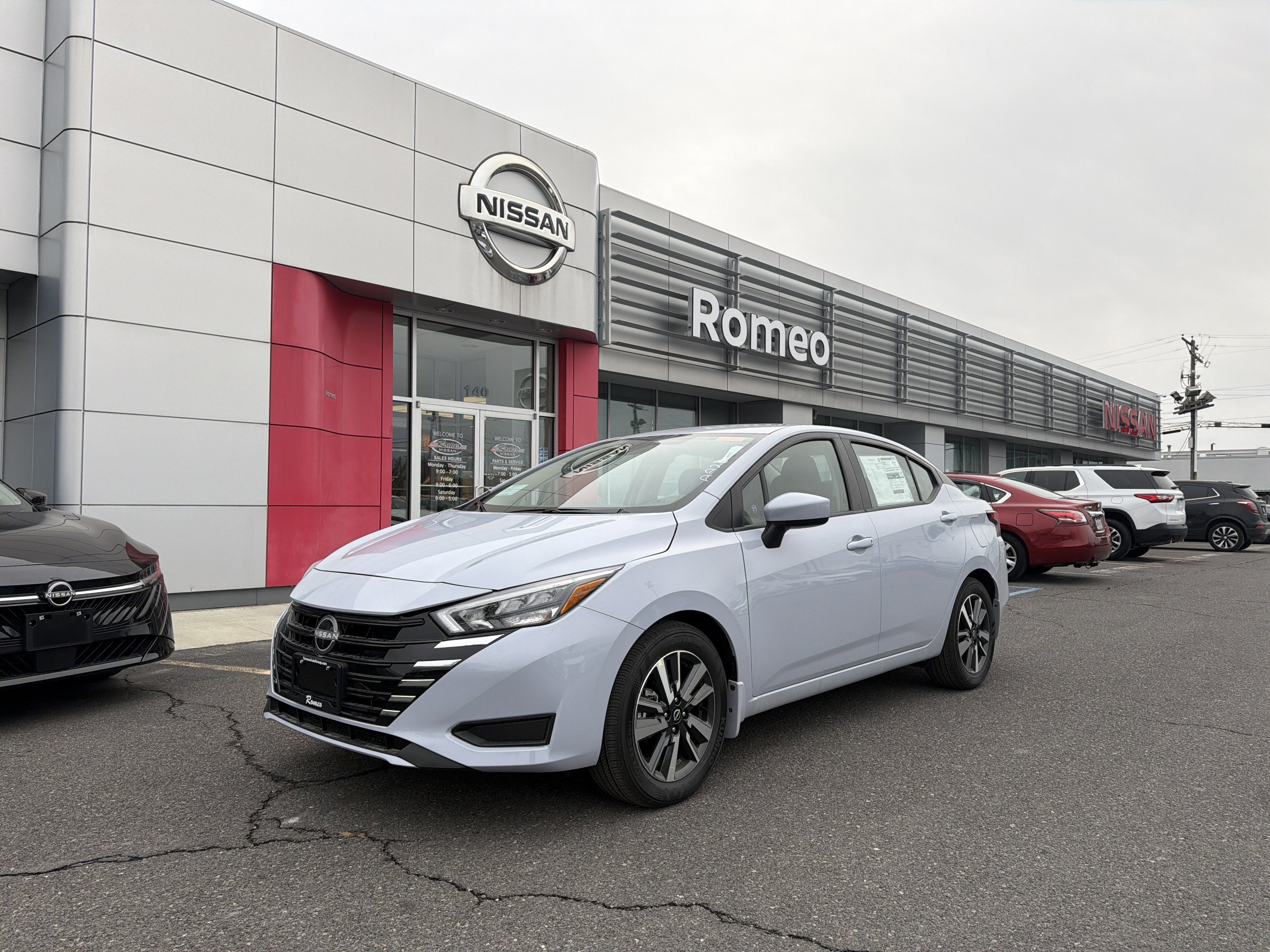 2025 Nissan Versa SV