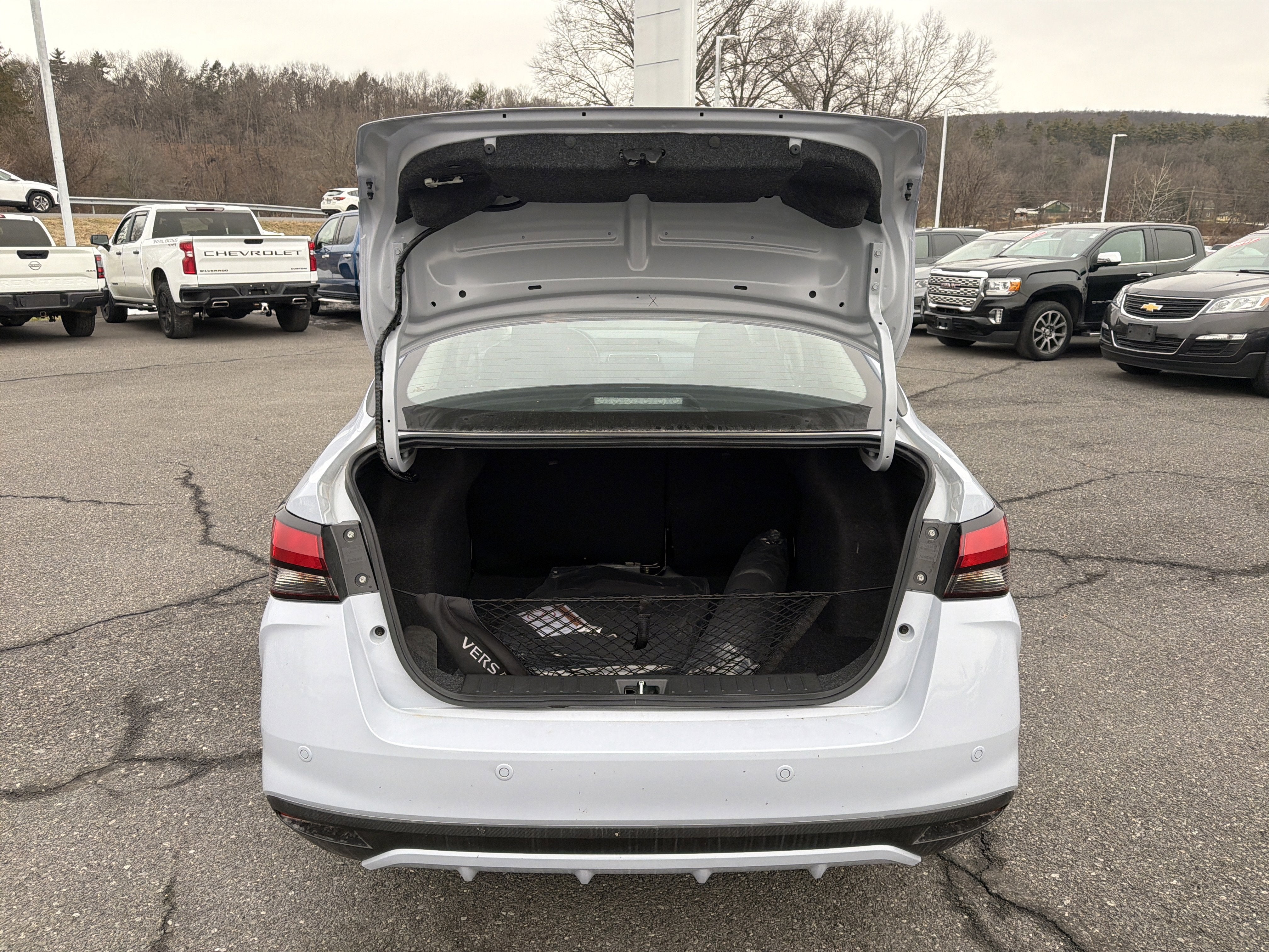 2025 Nissan Versa SV