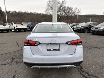 2025 Nissan Versa SV