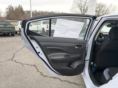 2025 Nissan Versa SV