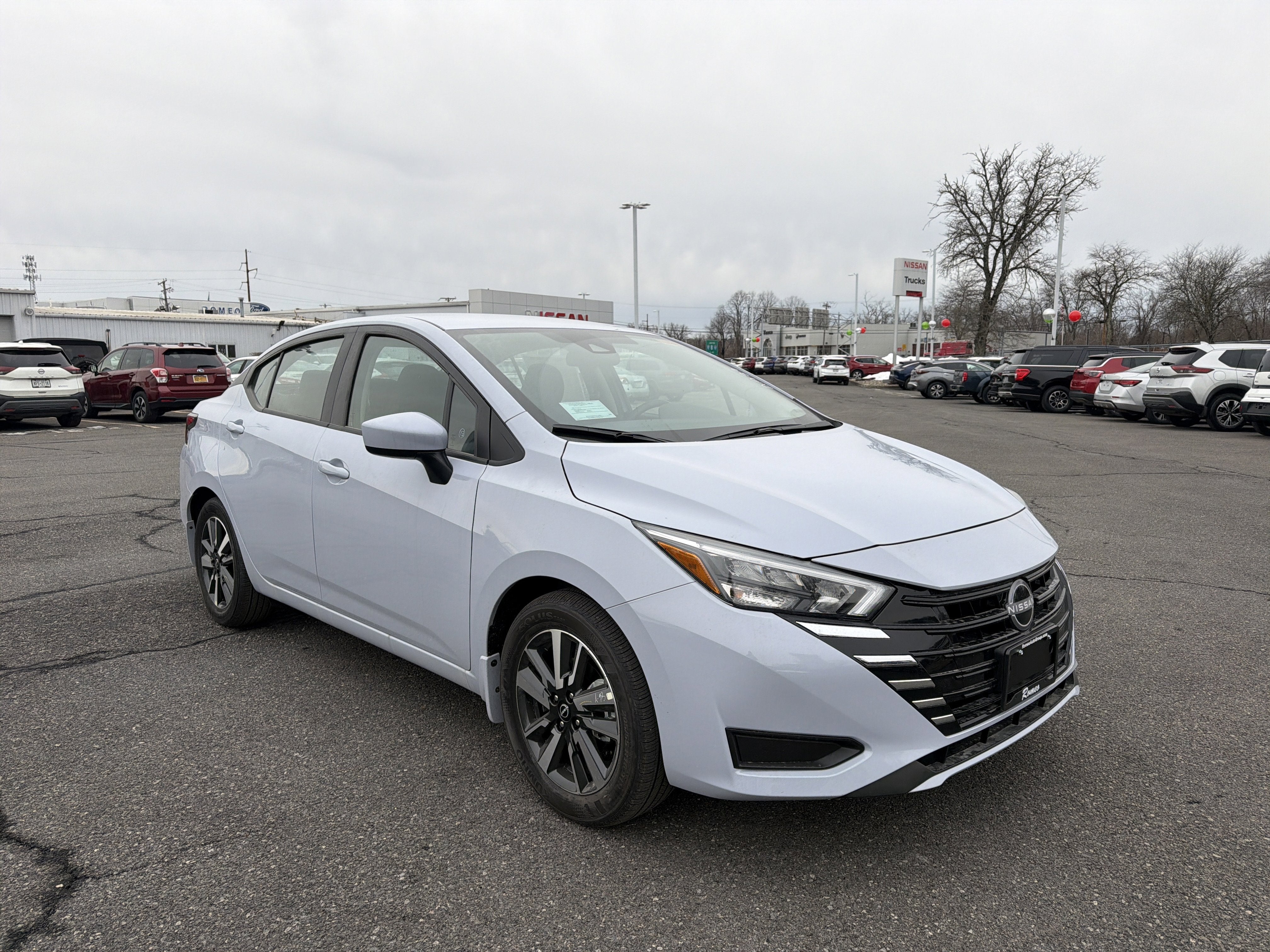 2025 Nissan Versa SV