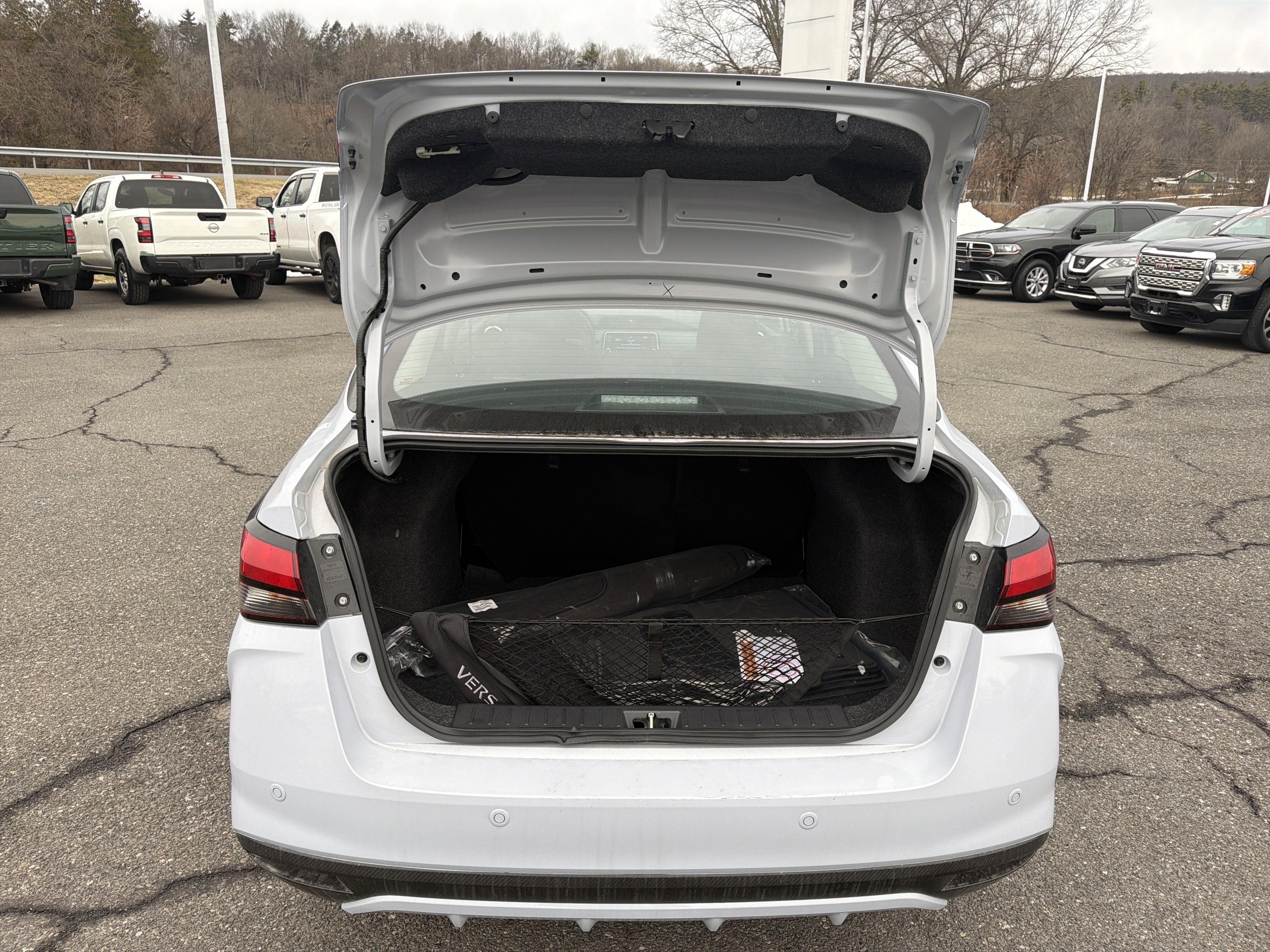 2025 Nissan Versa SV