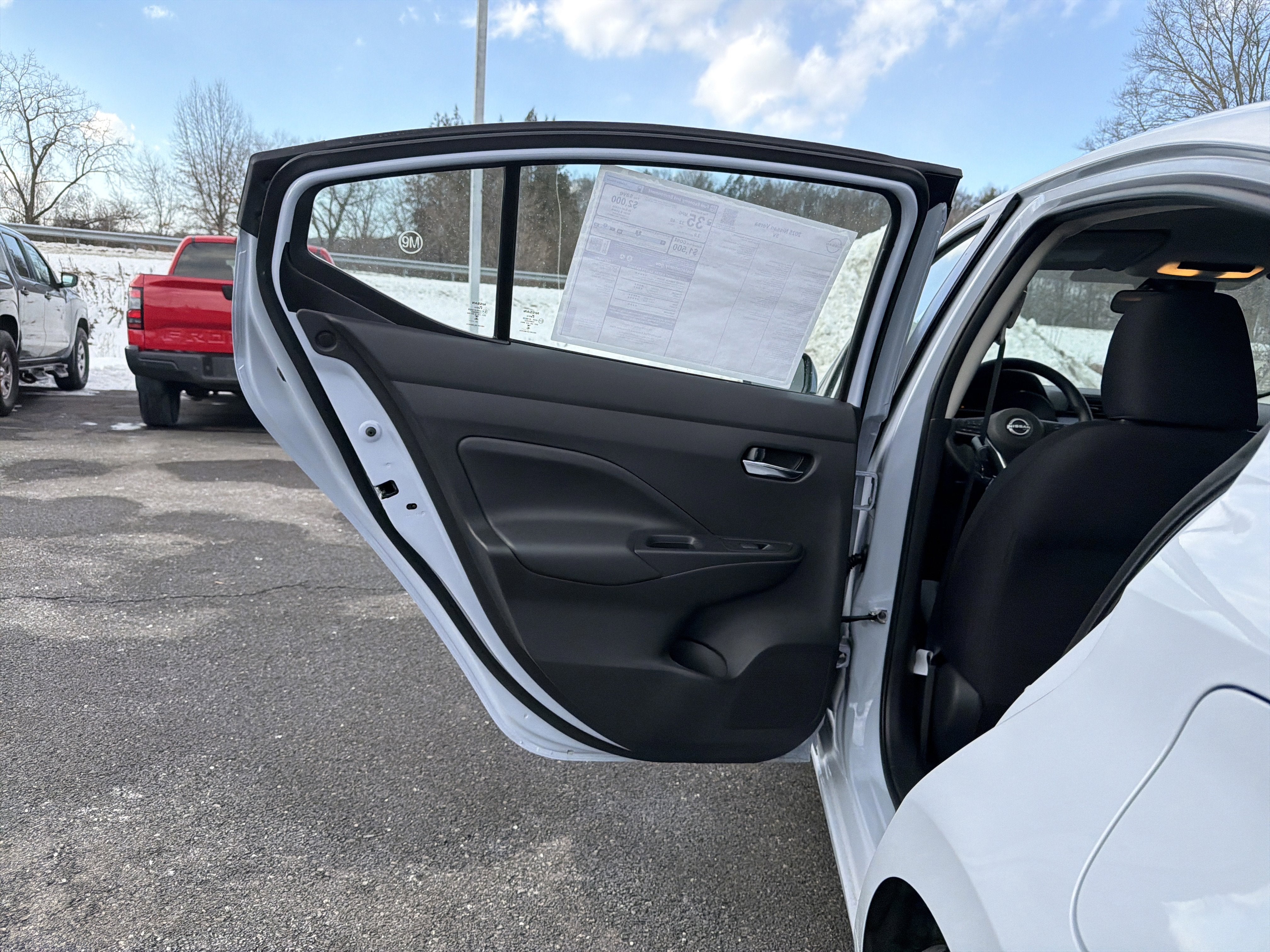 2025 Nissan Versa SV