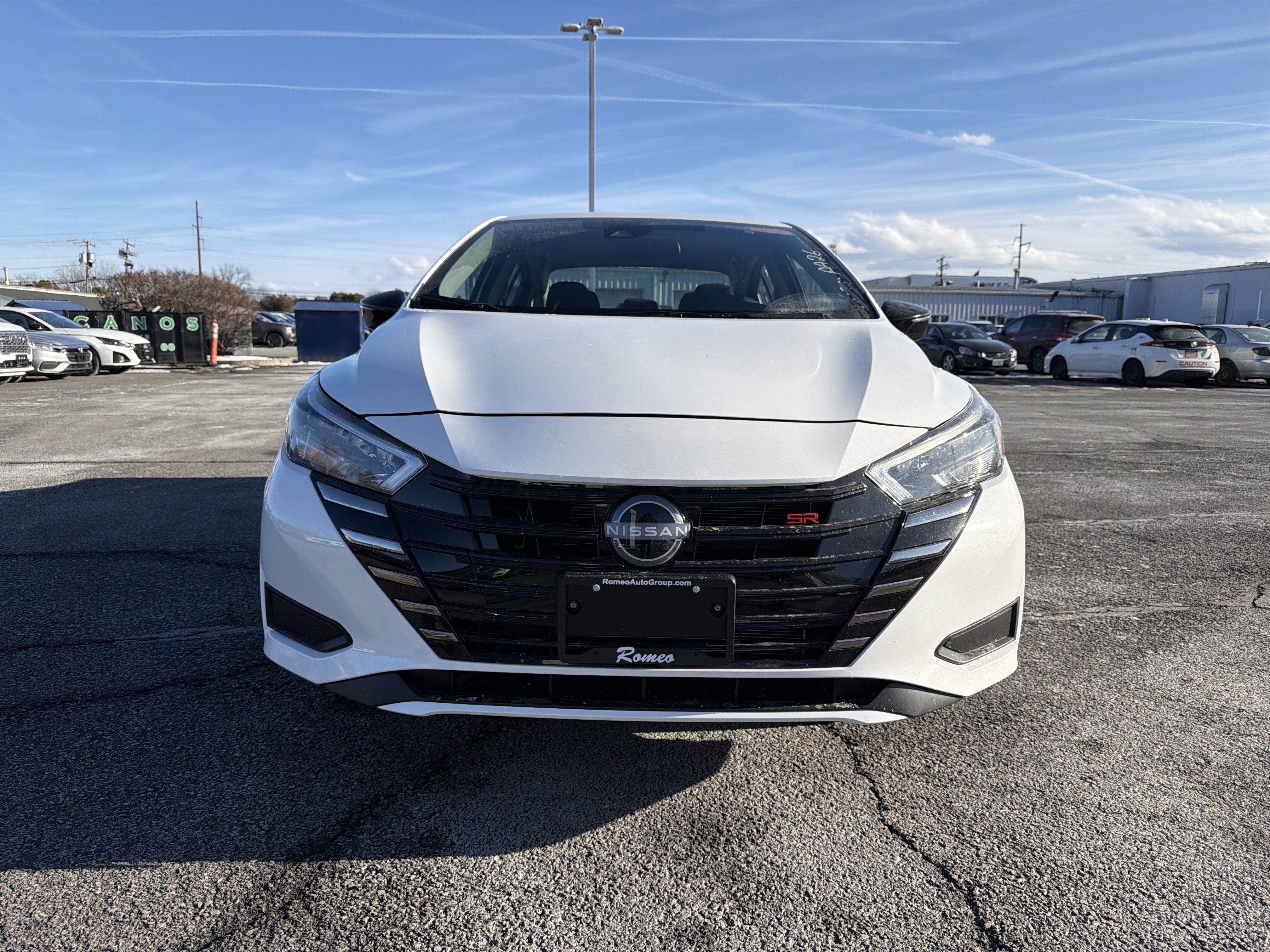 2025 Nissan Versa SR