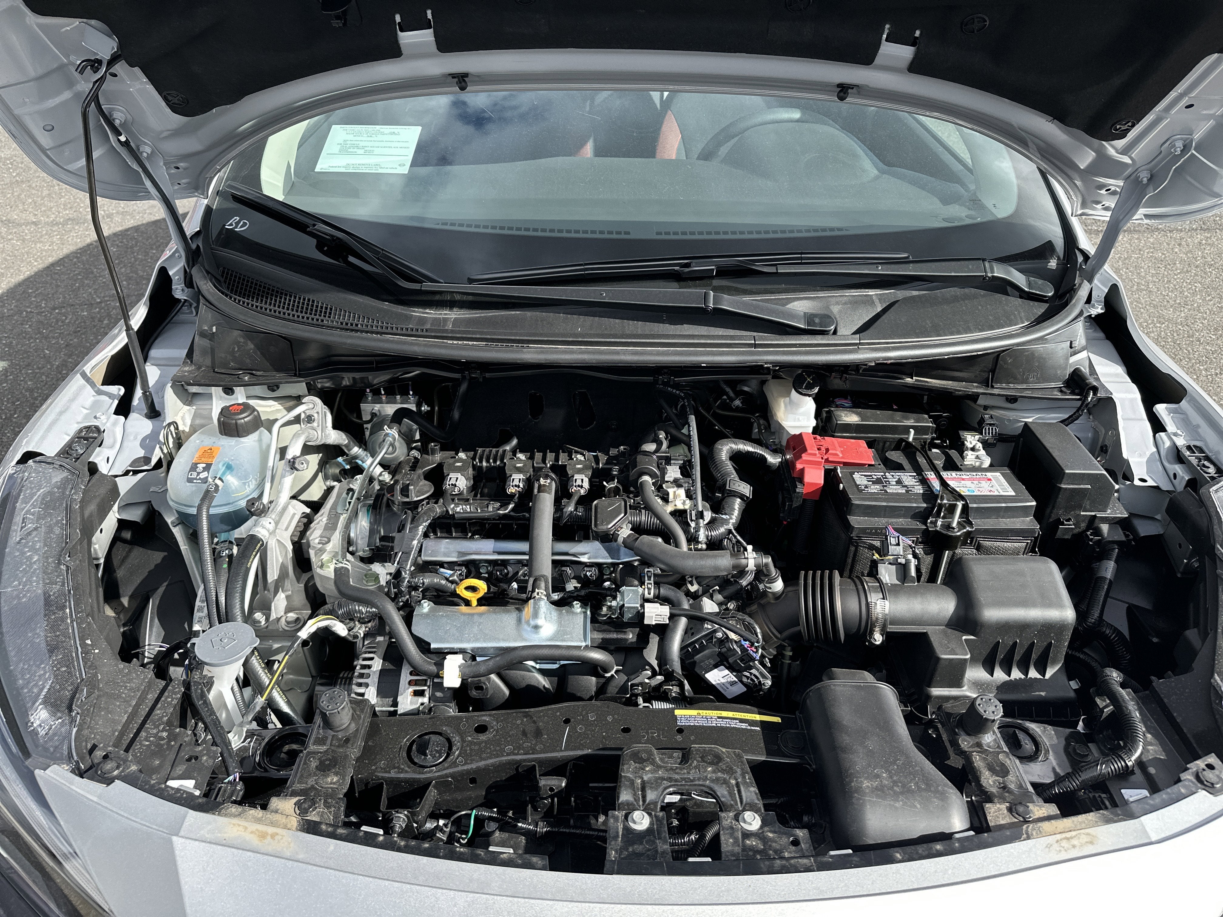 2025 Nissan Versa SR