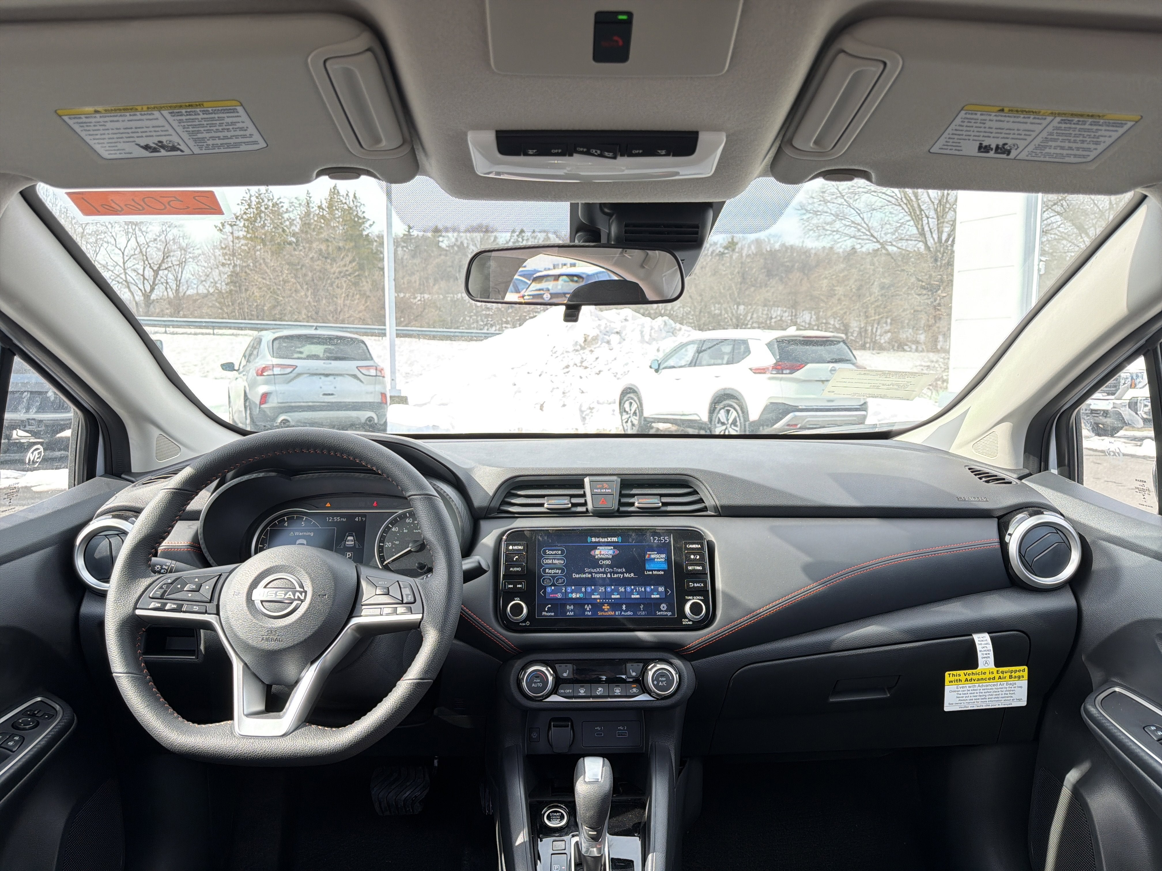 2025 Nissan Versa SR