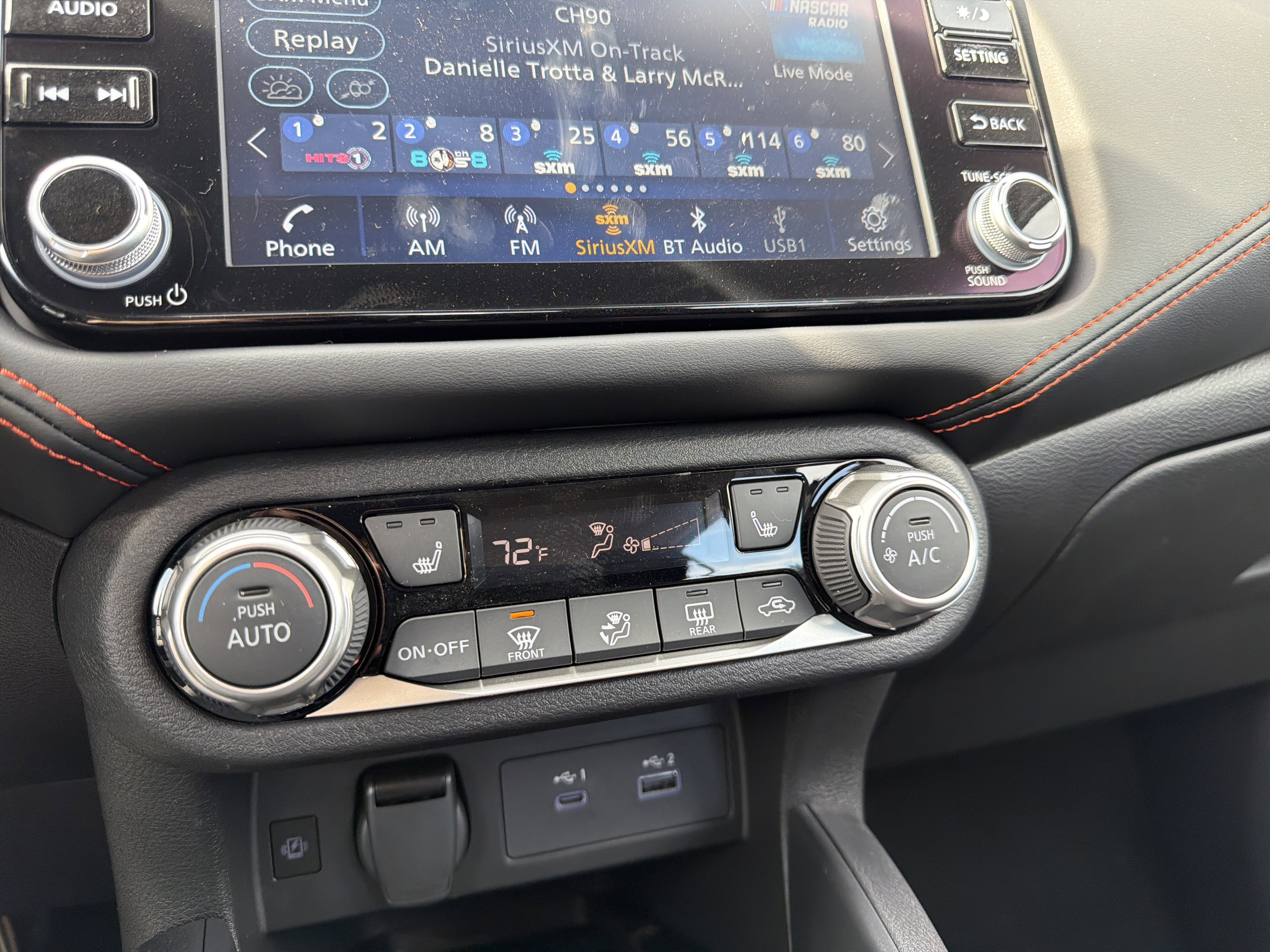 2025 Nissan Versa SR