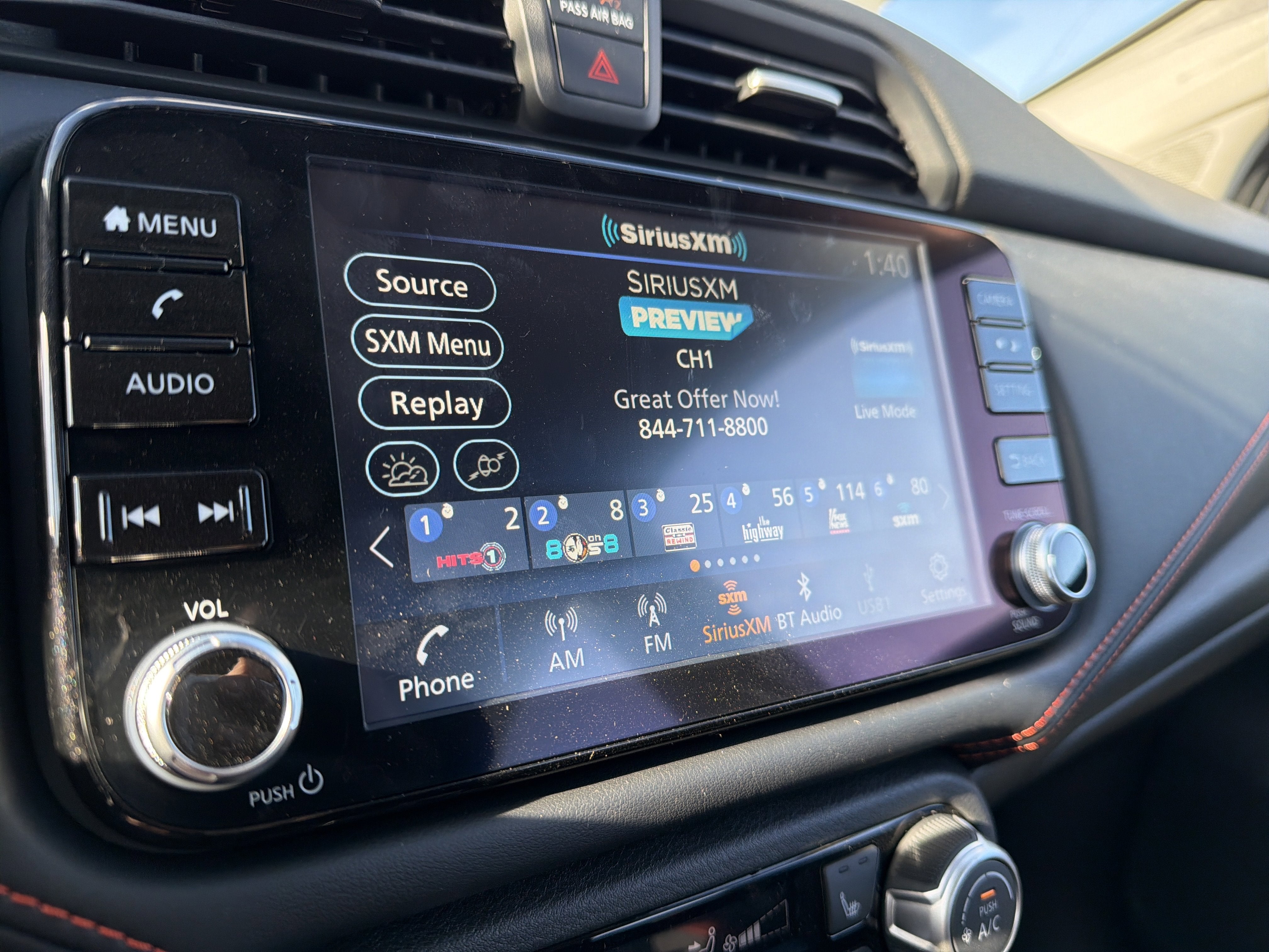 2025 Nissan Versa SR