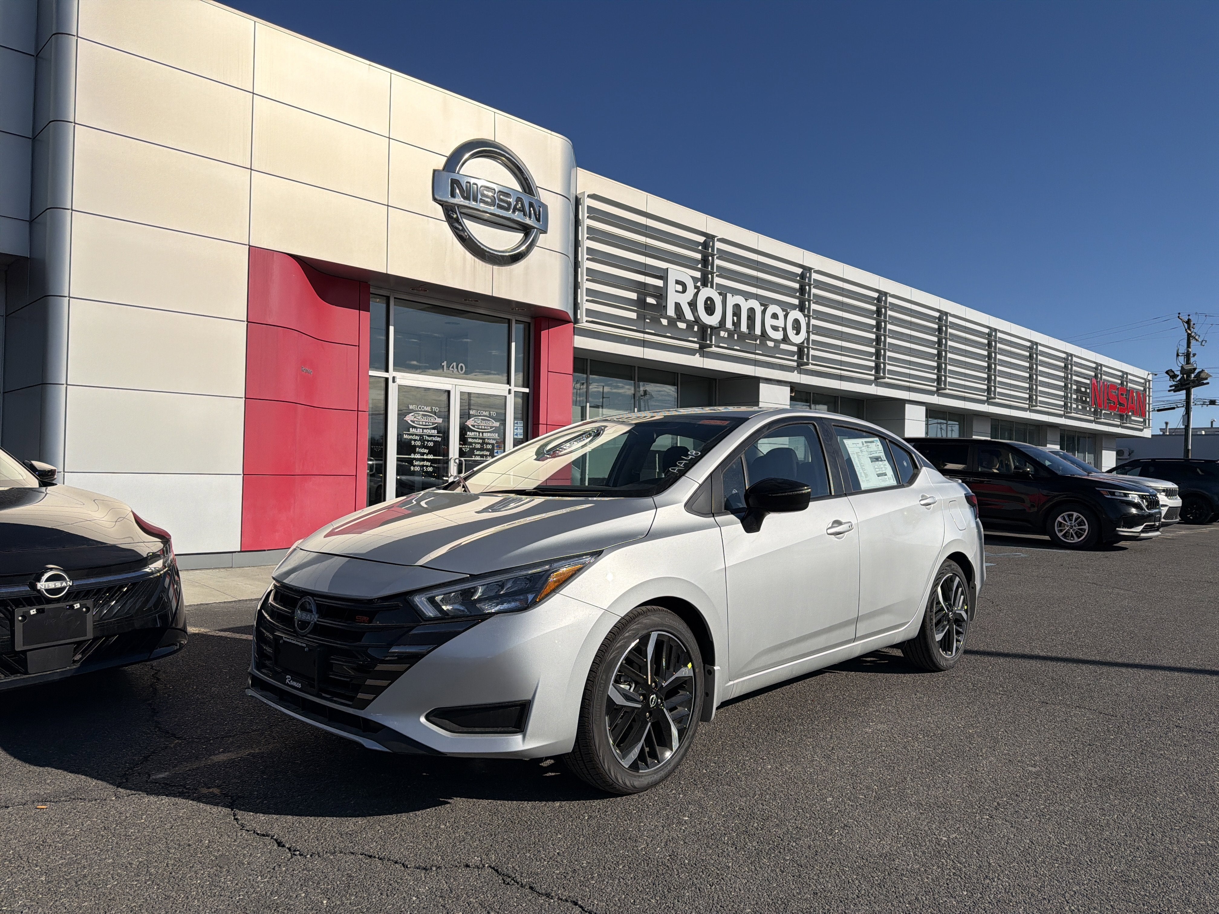 2025 Nissan Versa SR