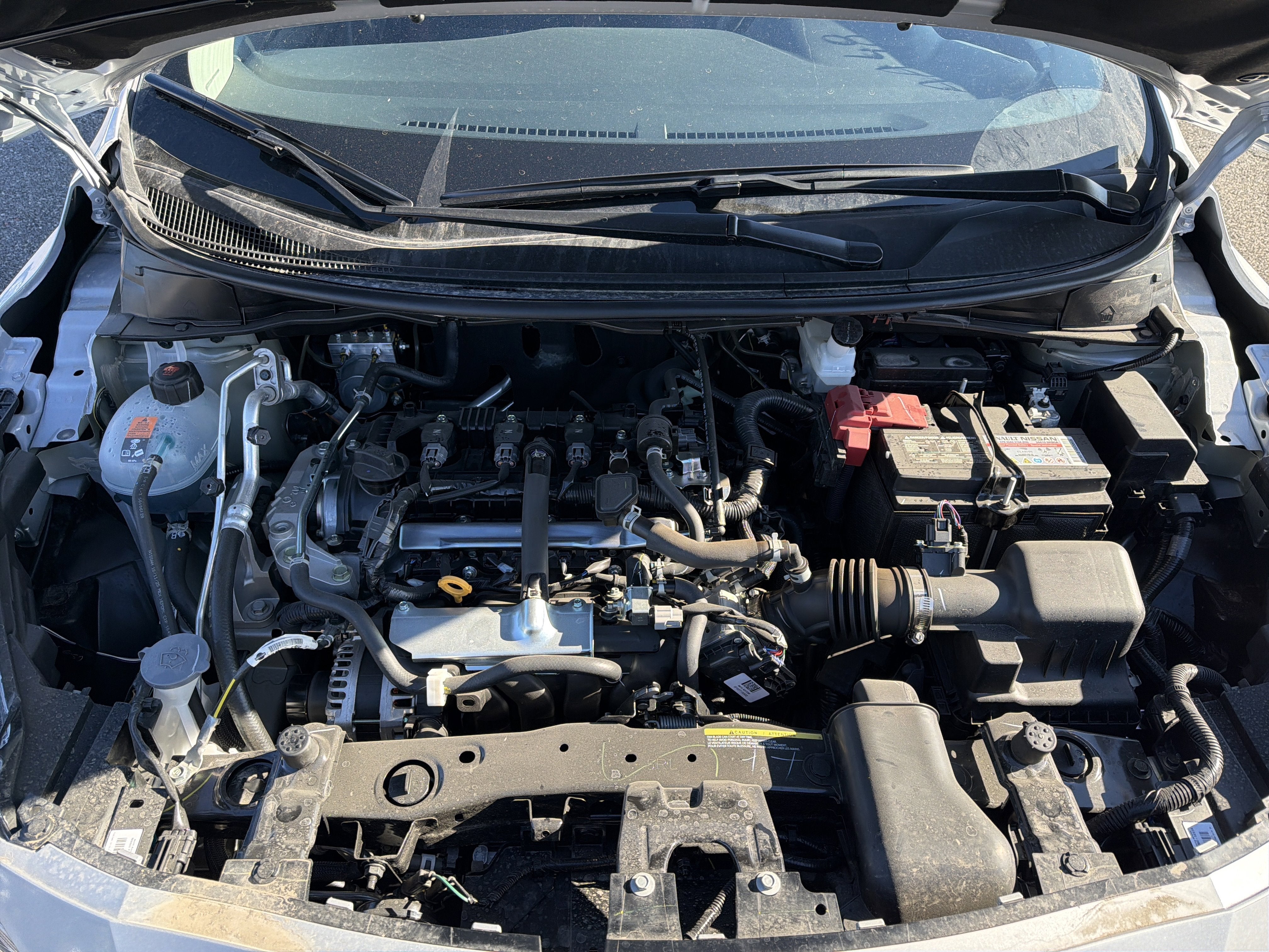 2025 Nissan Versa SR