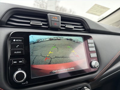 2025 Nissan Versa SR