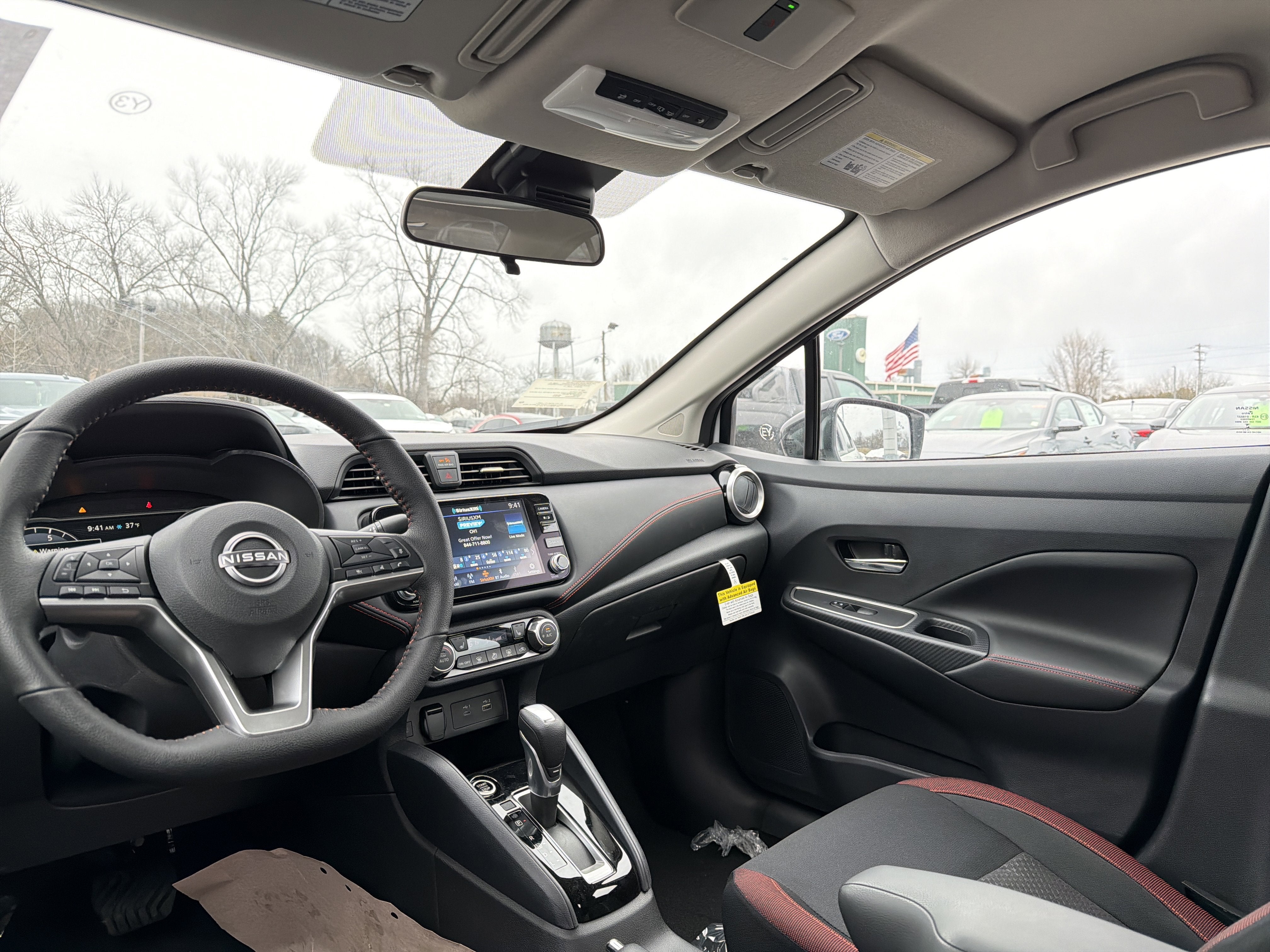 2025 Nissan Versa SR