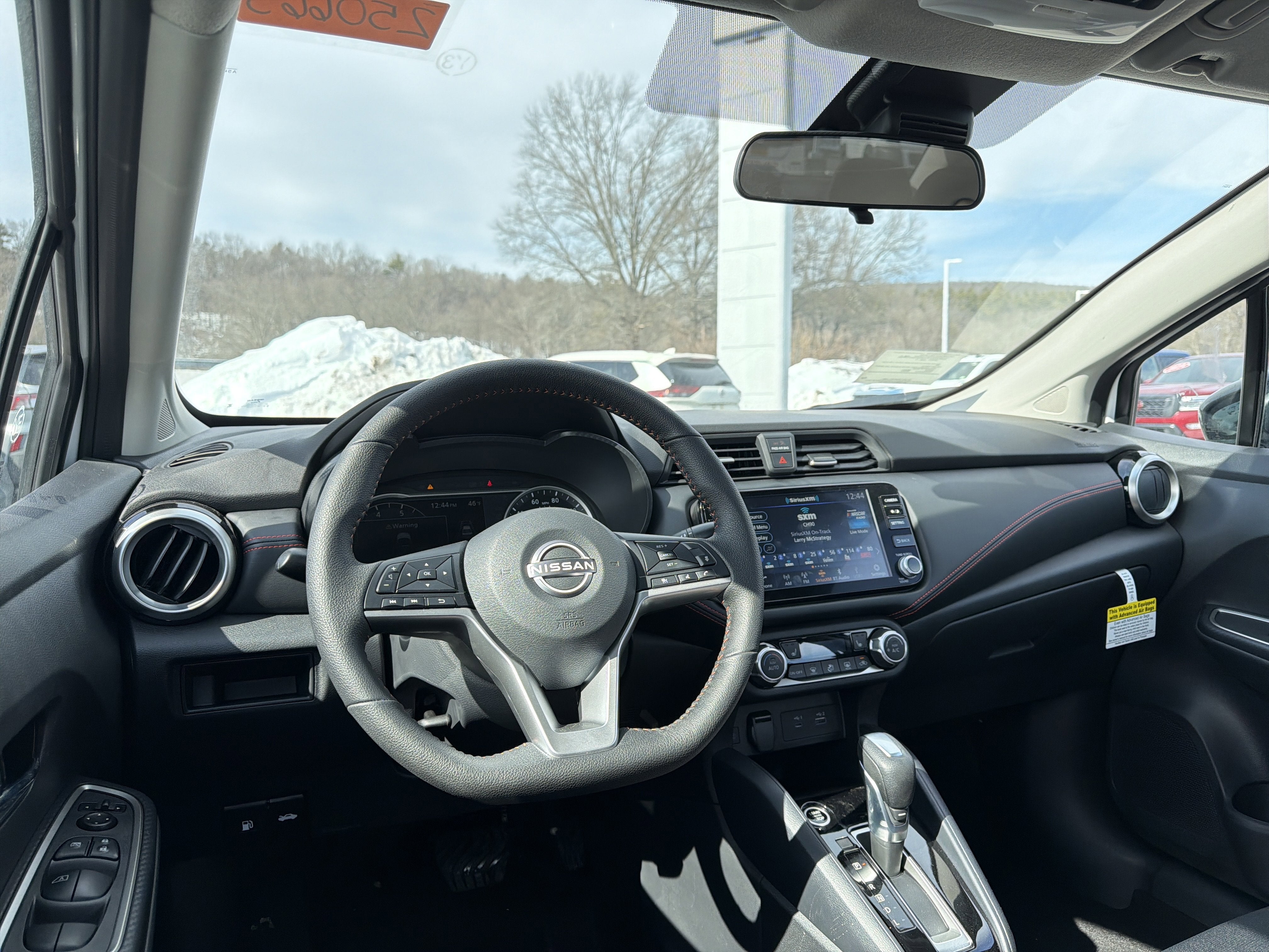 2025 Nissan Versa SR