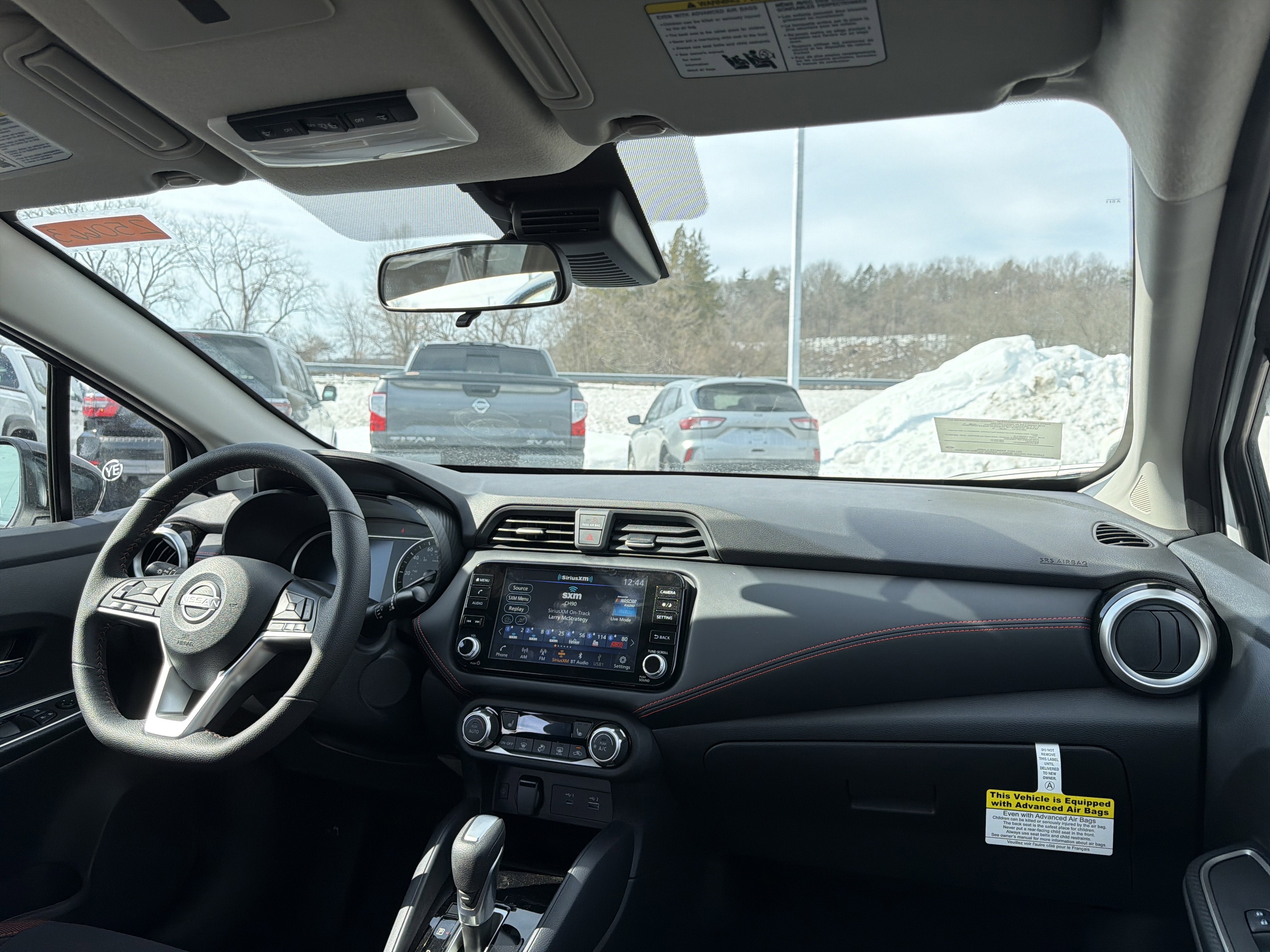 2025 Nissan Versa SR