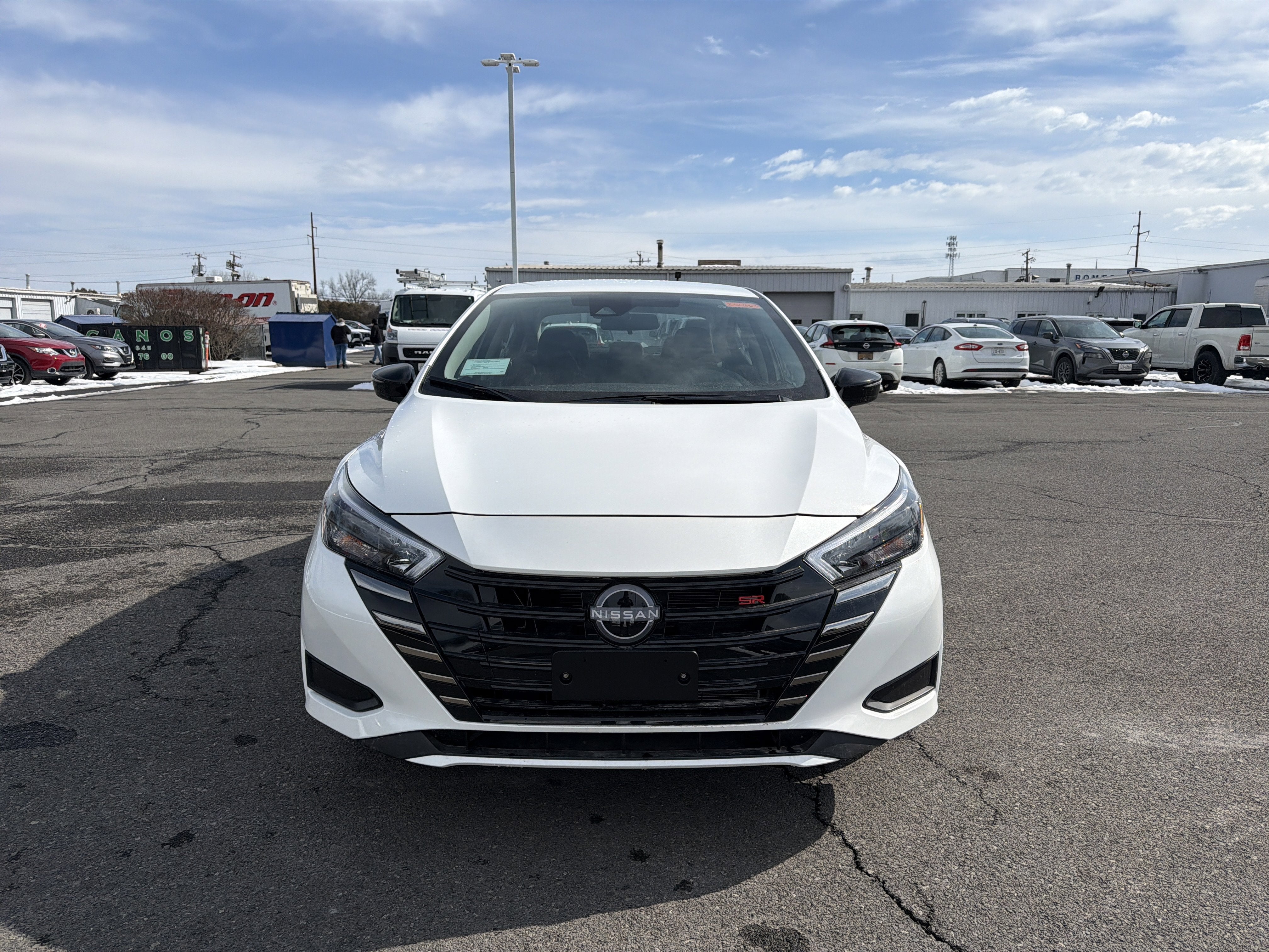 2025 Nissan Versa SR