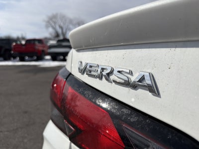 2025 Nissan Versa SR