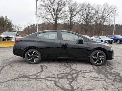 2025 Nissan Versa SR