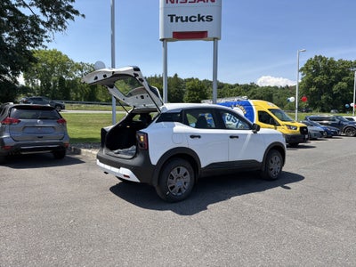 2026 Nissan Kicks S