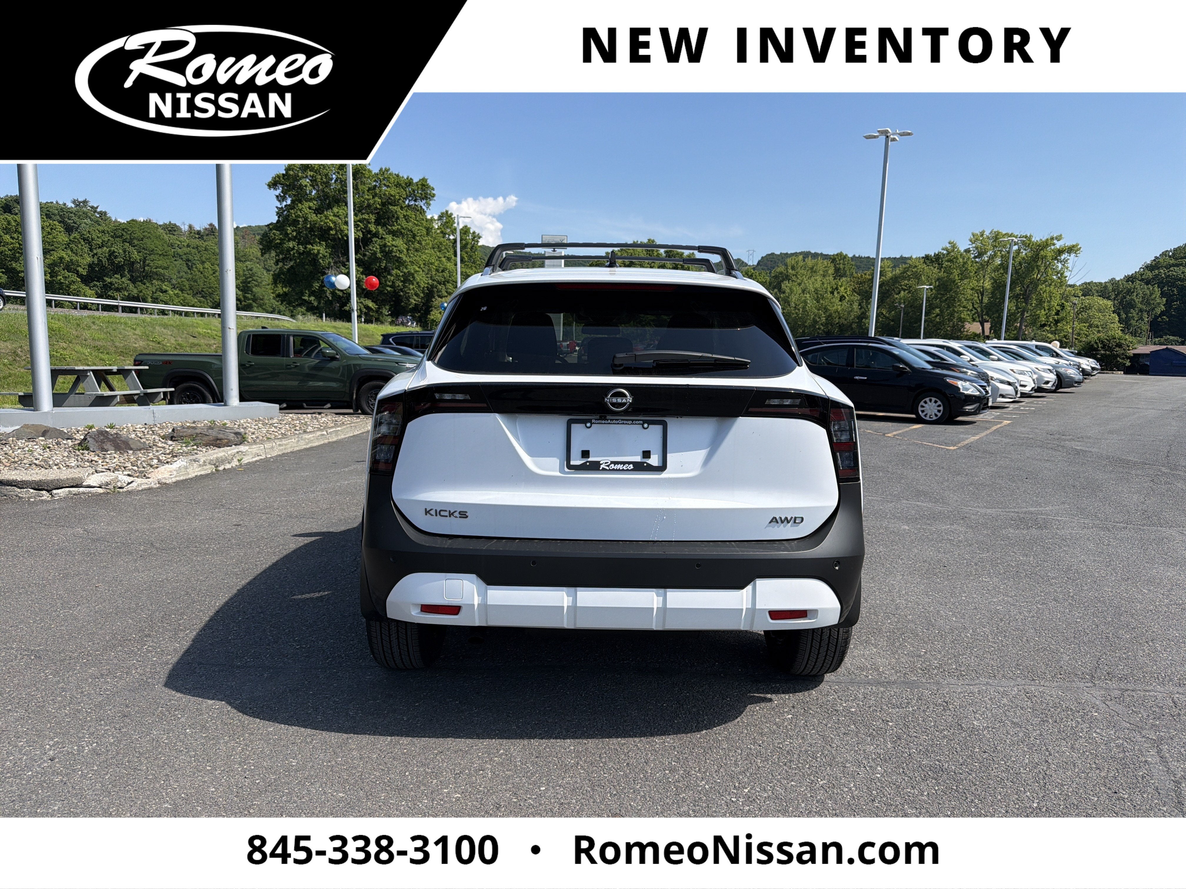 2026 Nissan Kicks SV