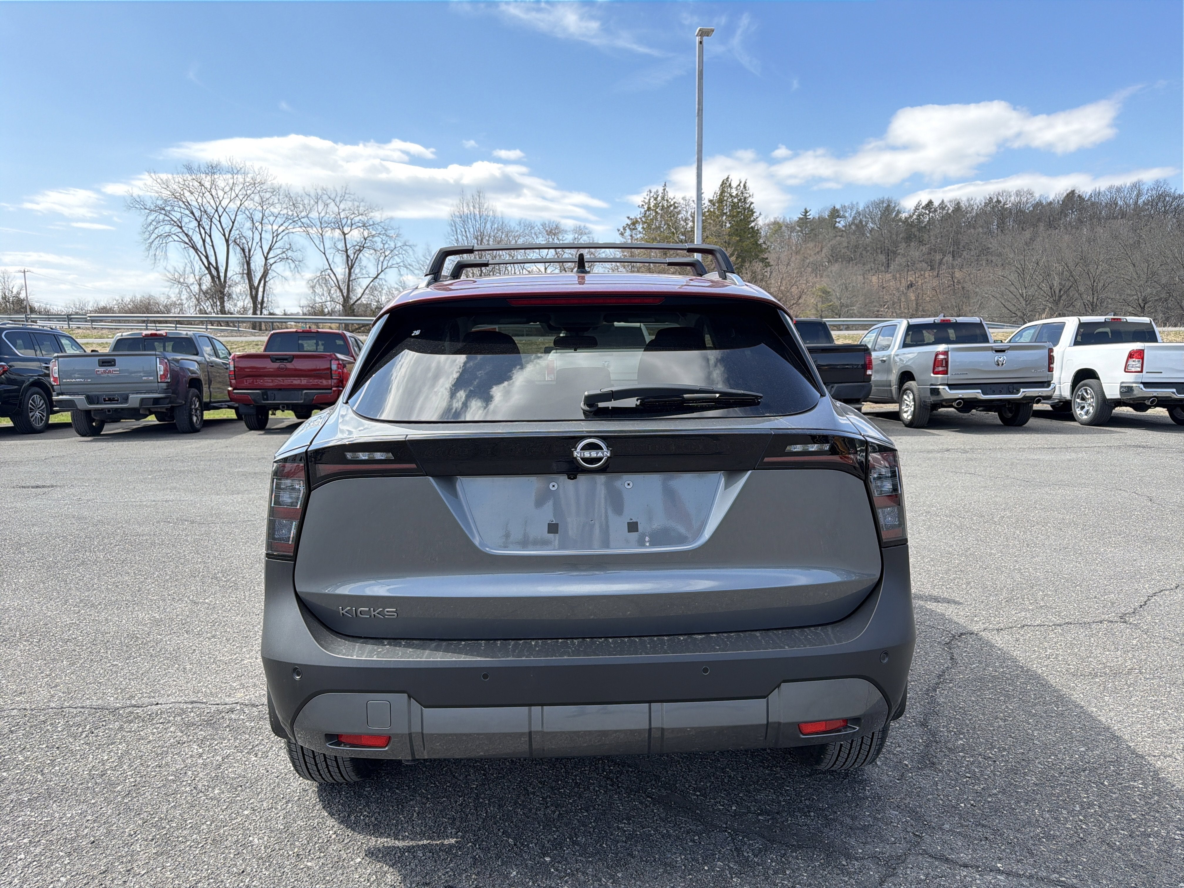 2026 Nissan Kicks SV