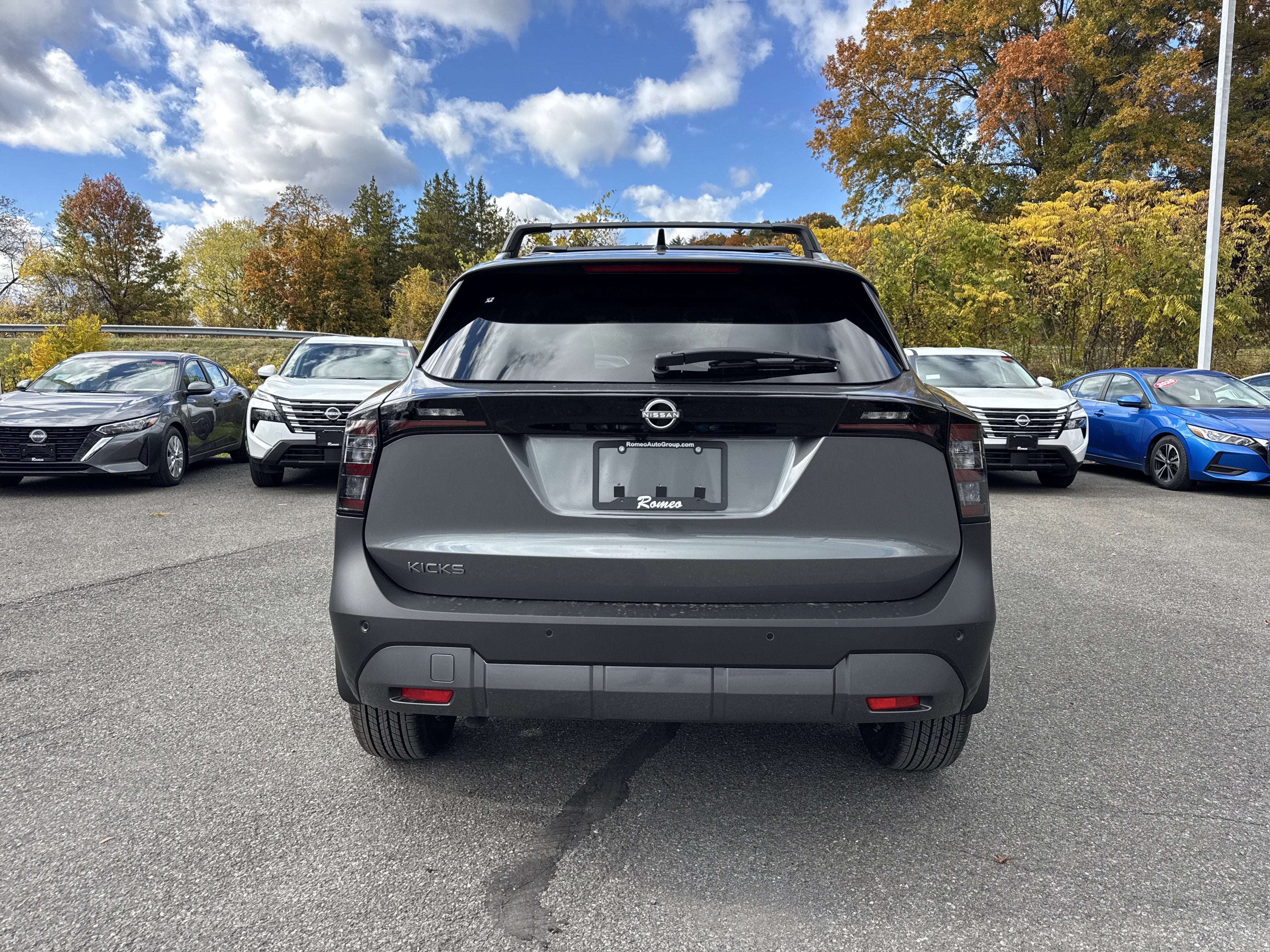 2026 Nissan Kicks SV
