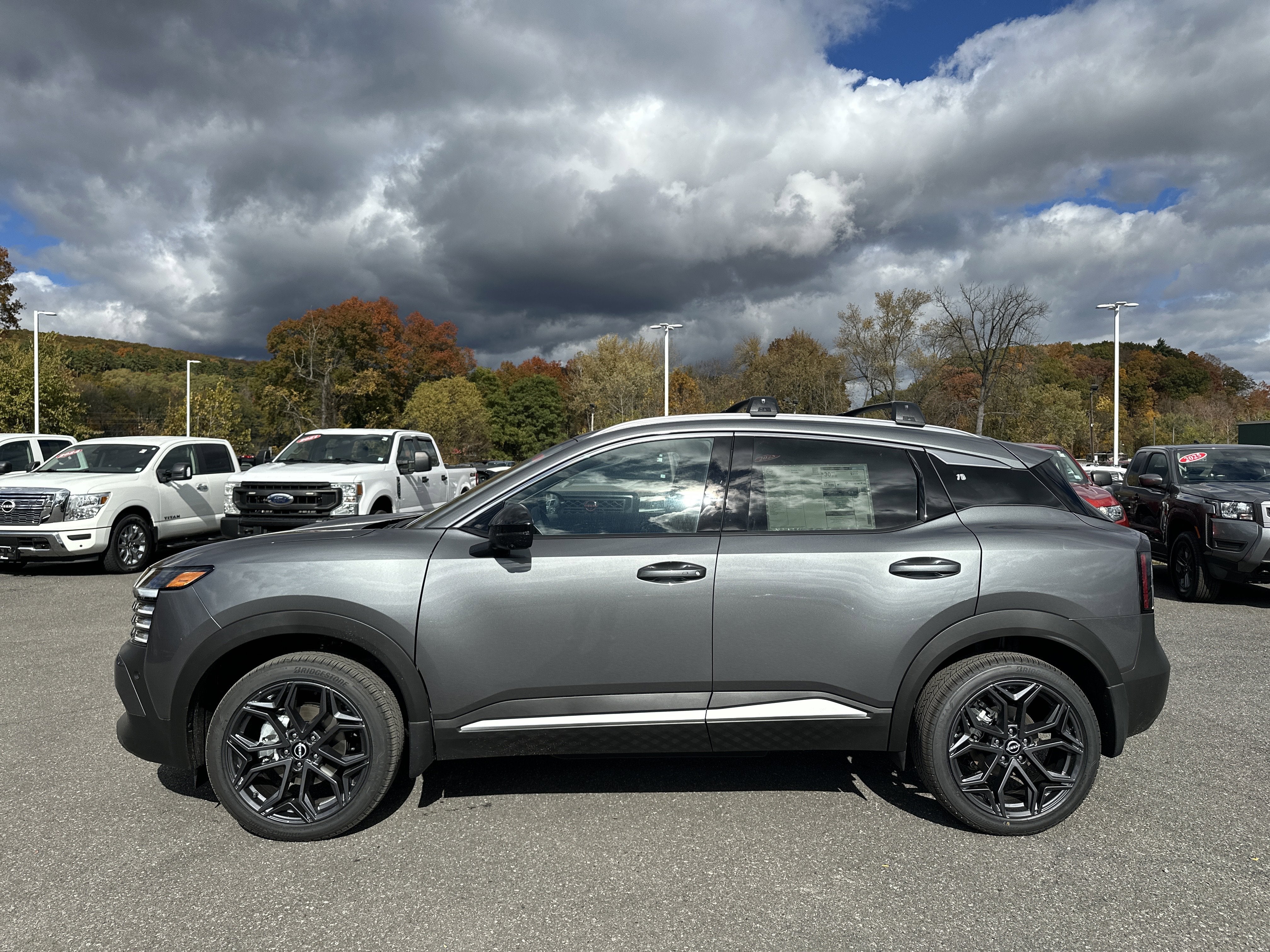 2026 Nissan Kicks SR