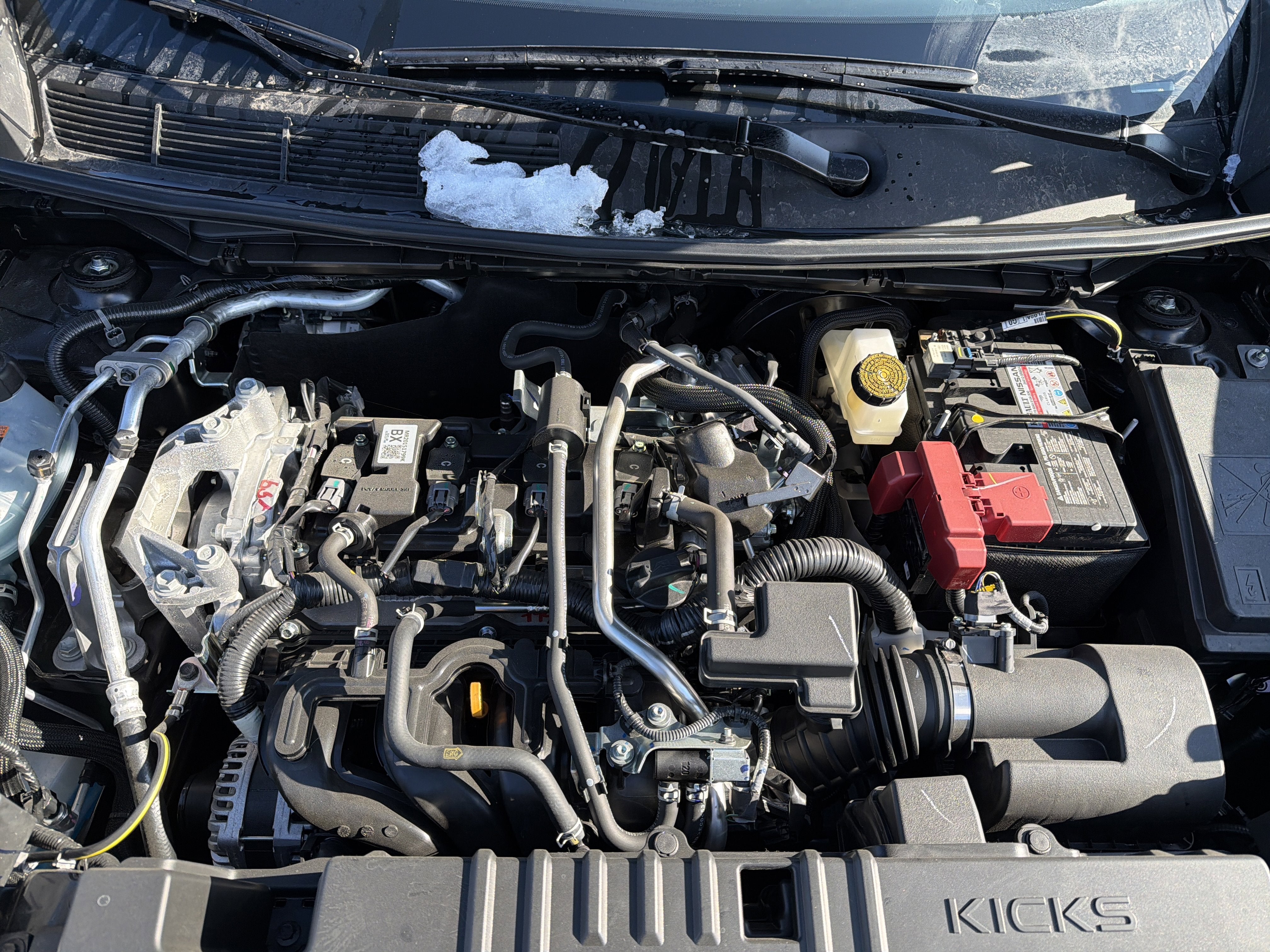 2026 Nissan Kicks SR