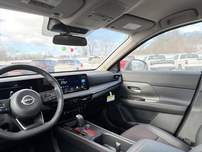 2026 Nissan Kicks SR