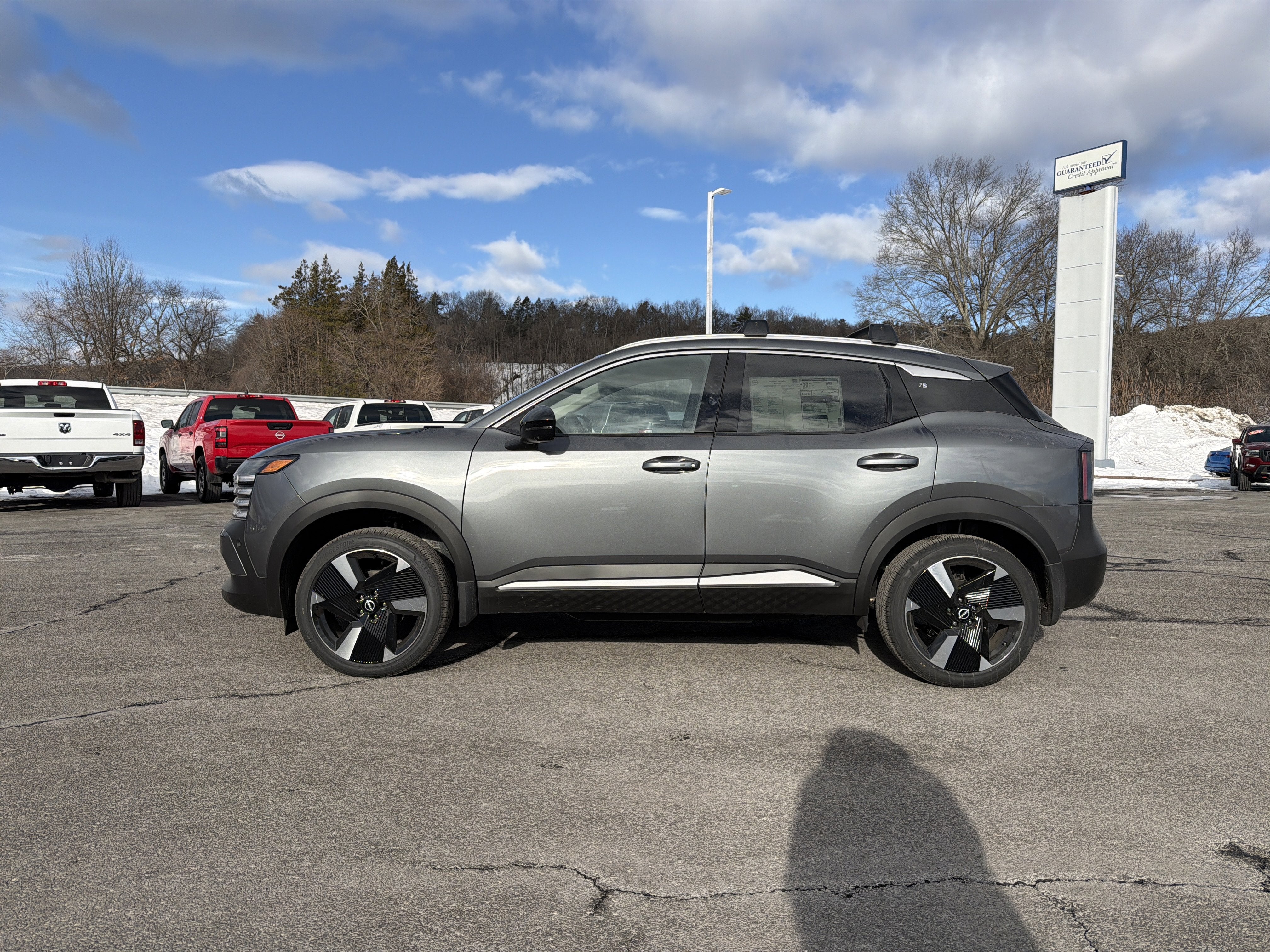 2026 Nissan Kicks SR