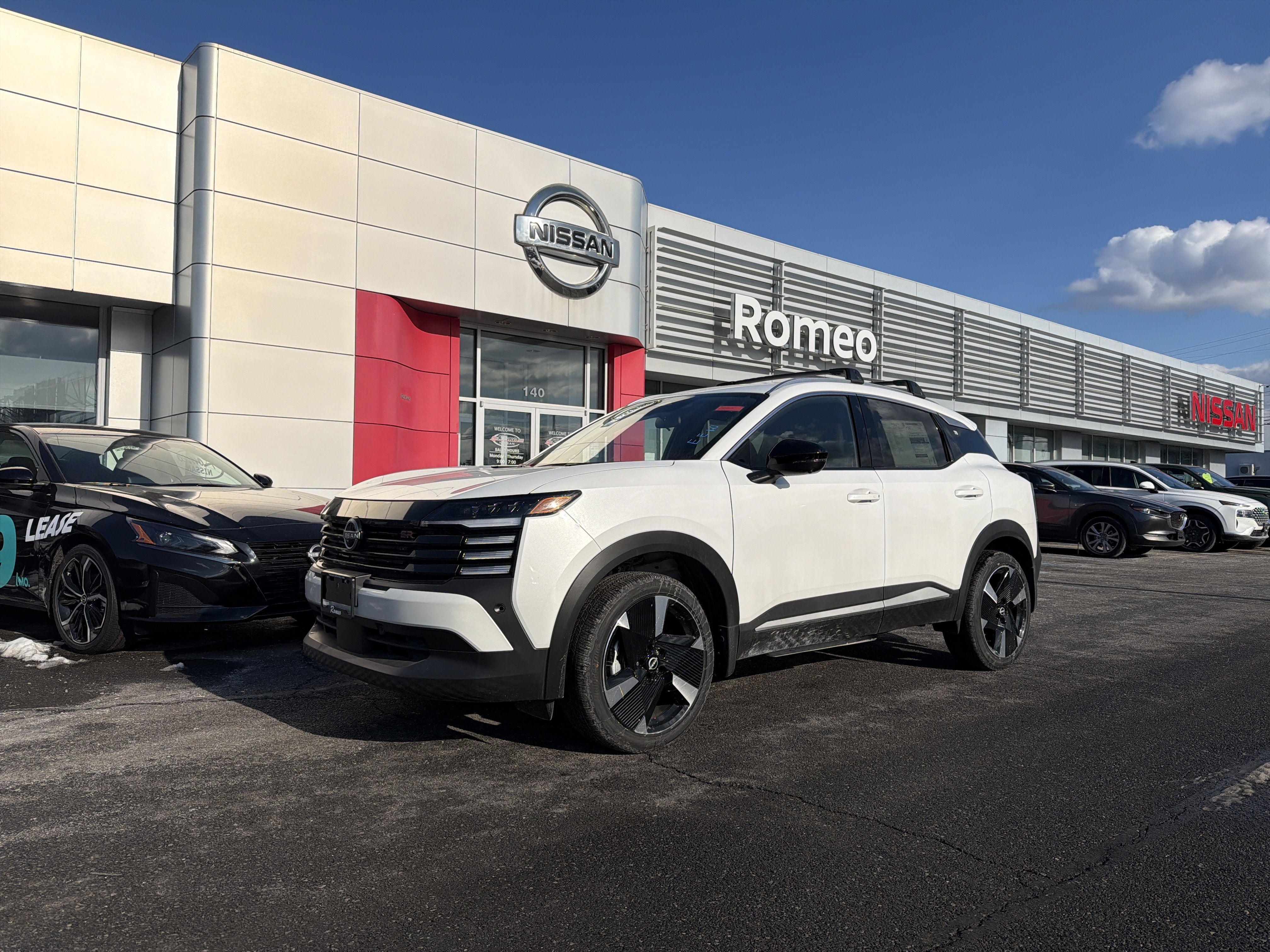 2026 Nissan Kicks SR