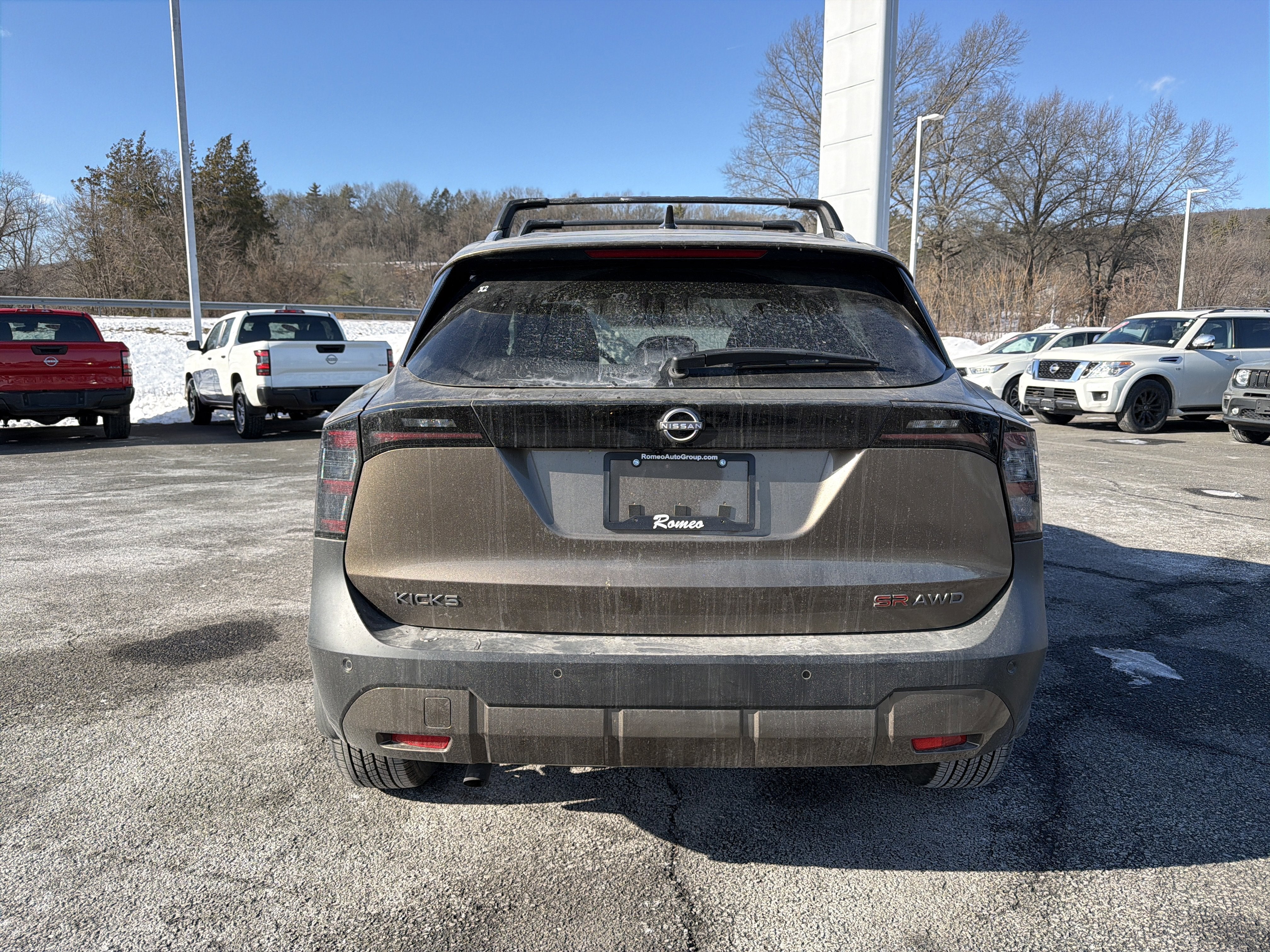 2026 Nissan Kicks SR