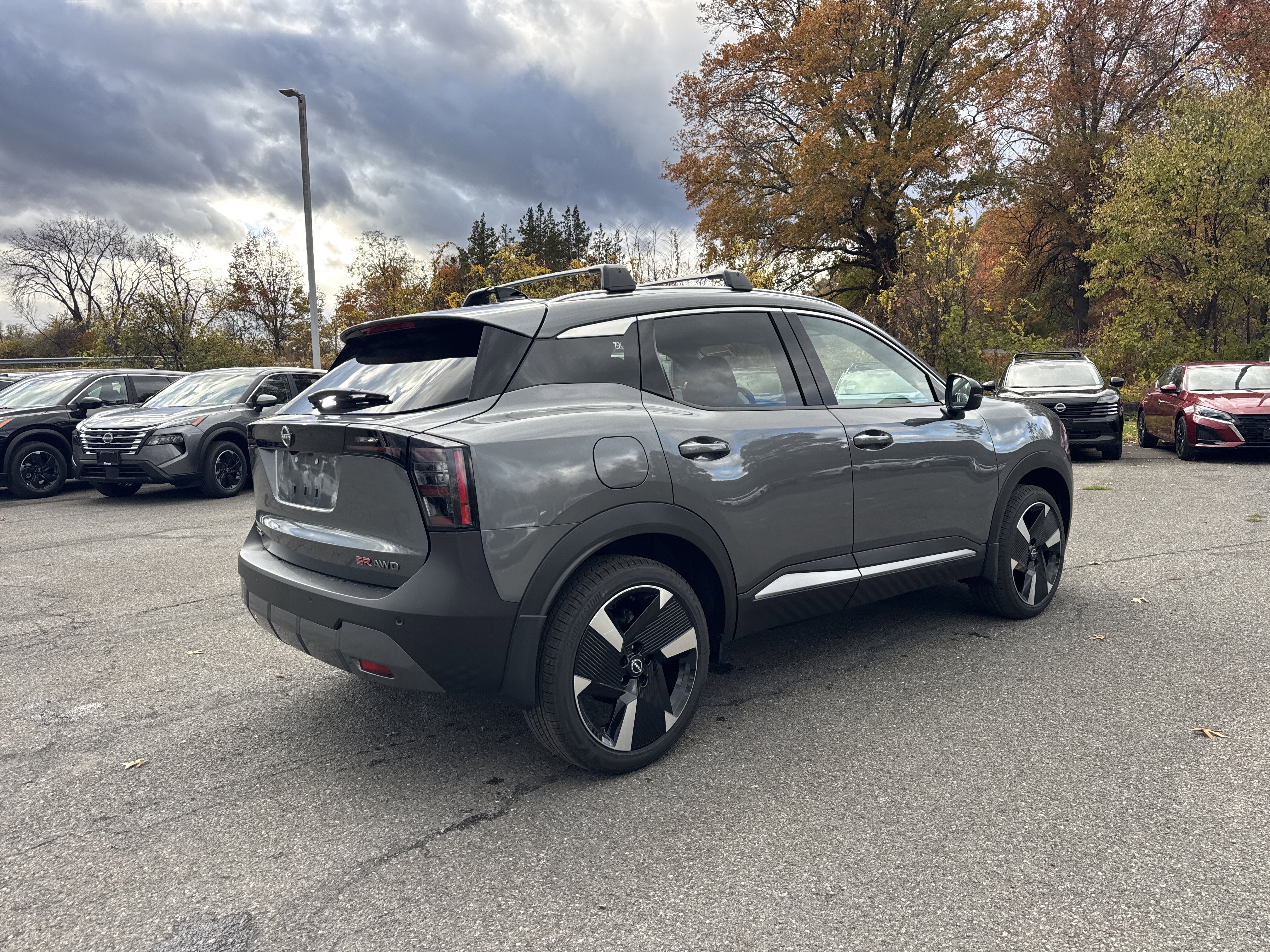 2026 Nissan Kicks SR