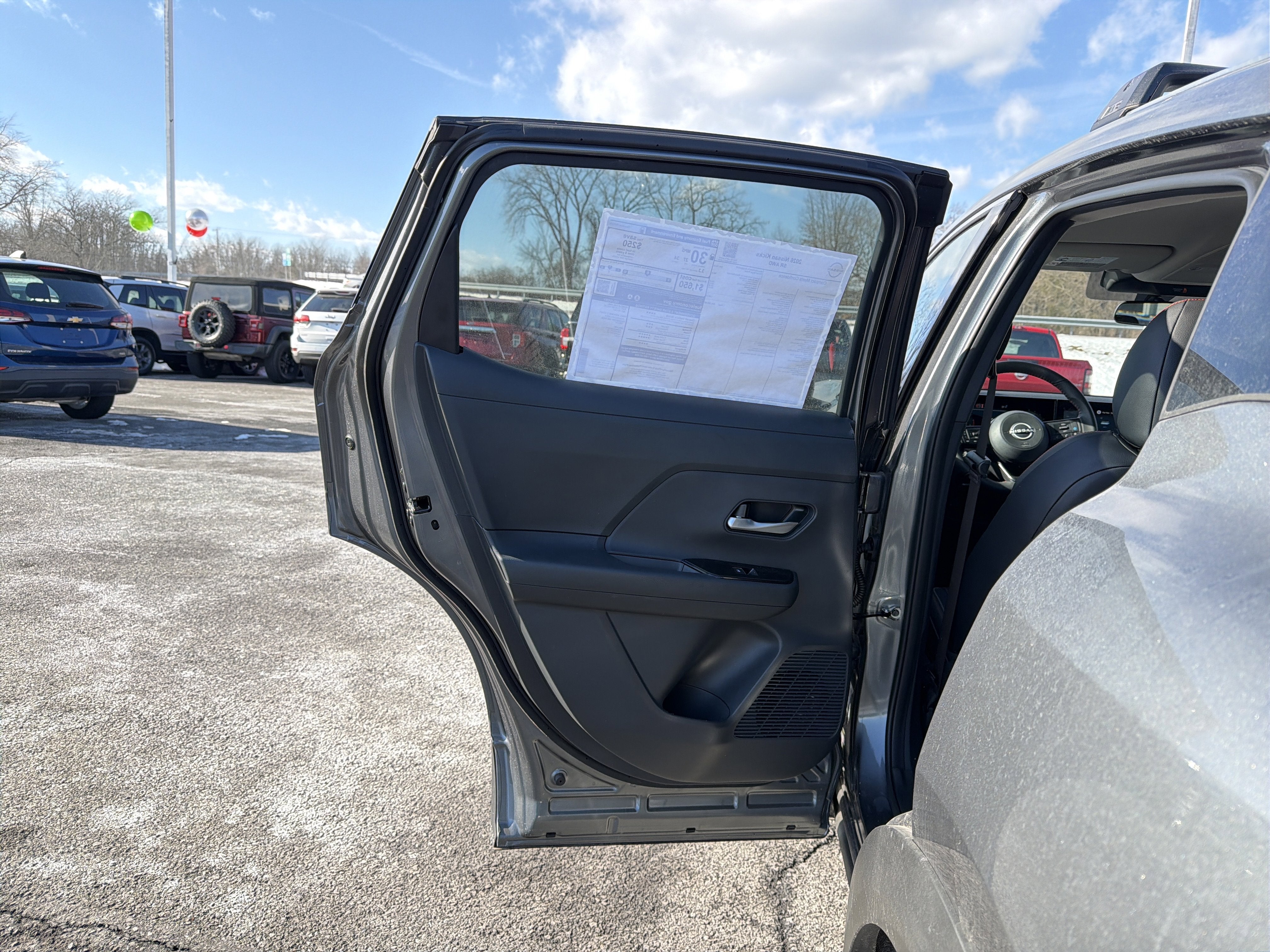 2026 Nissan Kicks SR