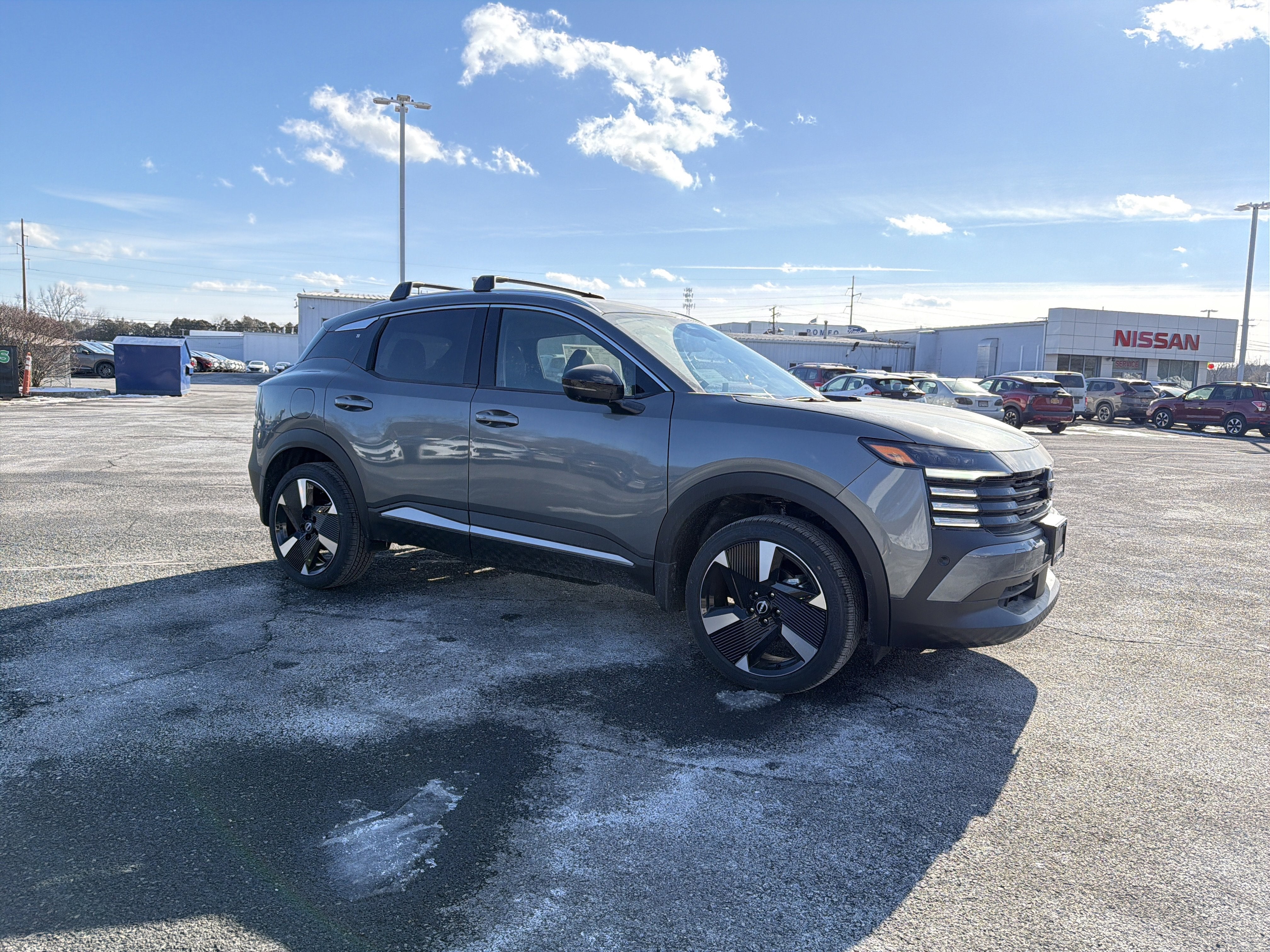 2026 Nissan Kicks SR