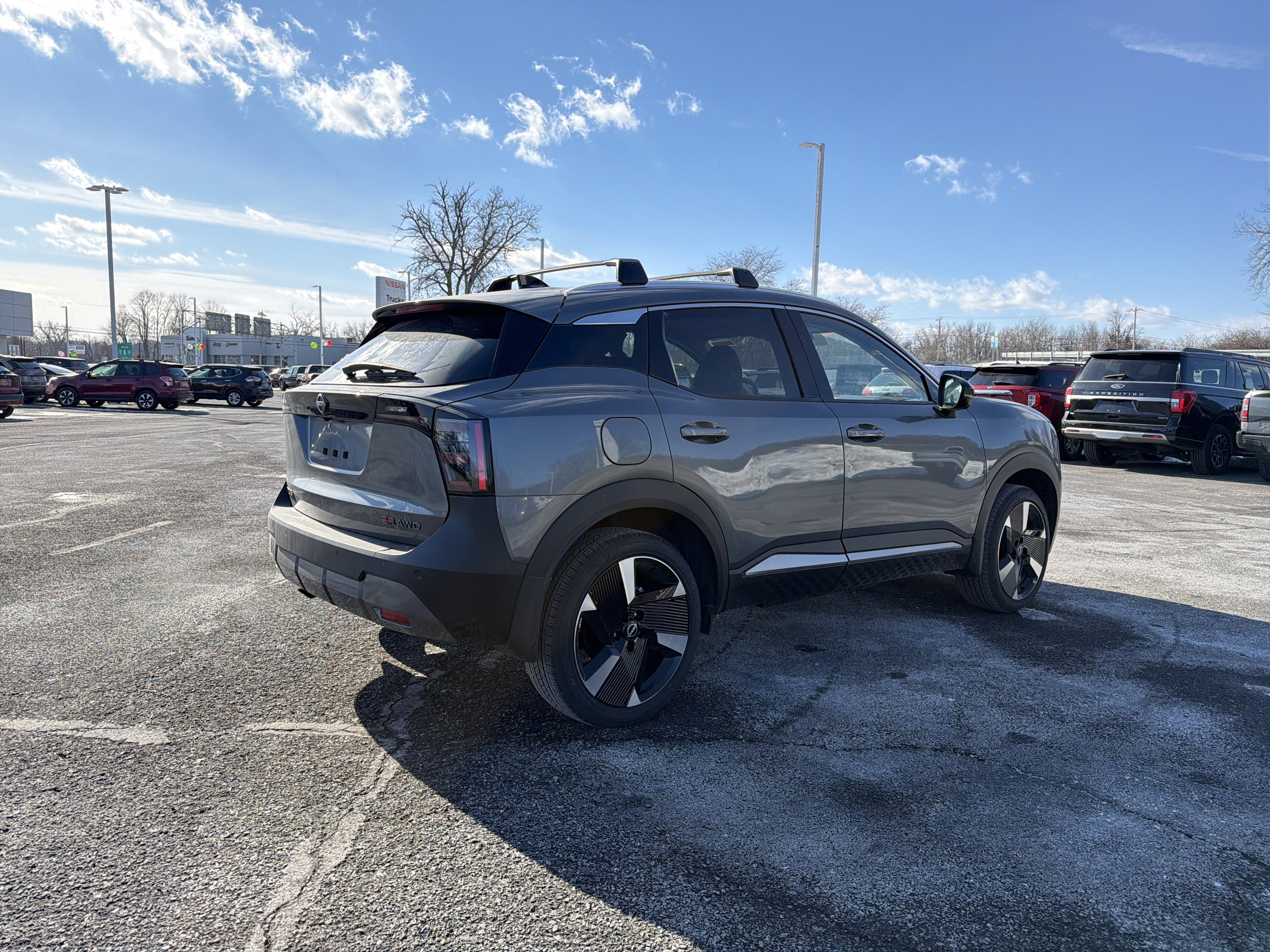 2026 Nissan Kicks SR