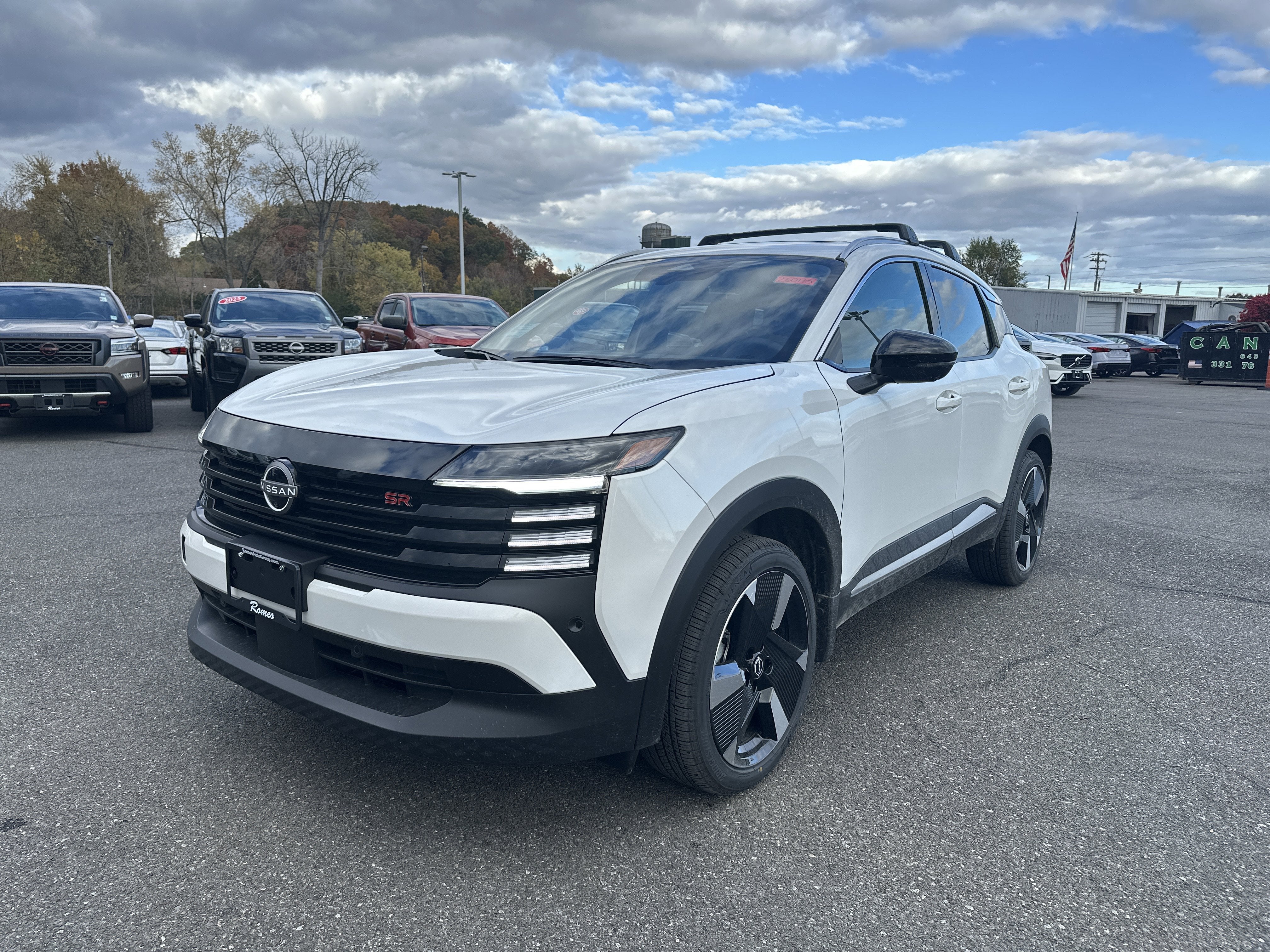 2026 Nissan Kicks SR