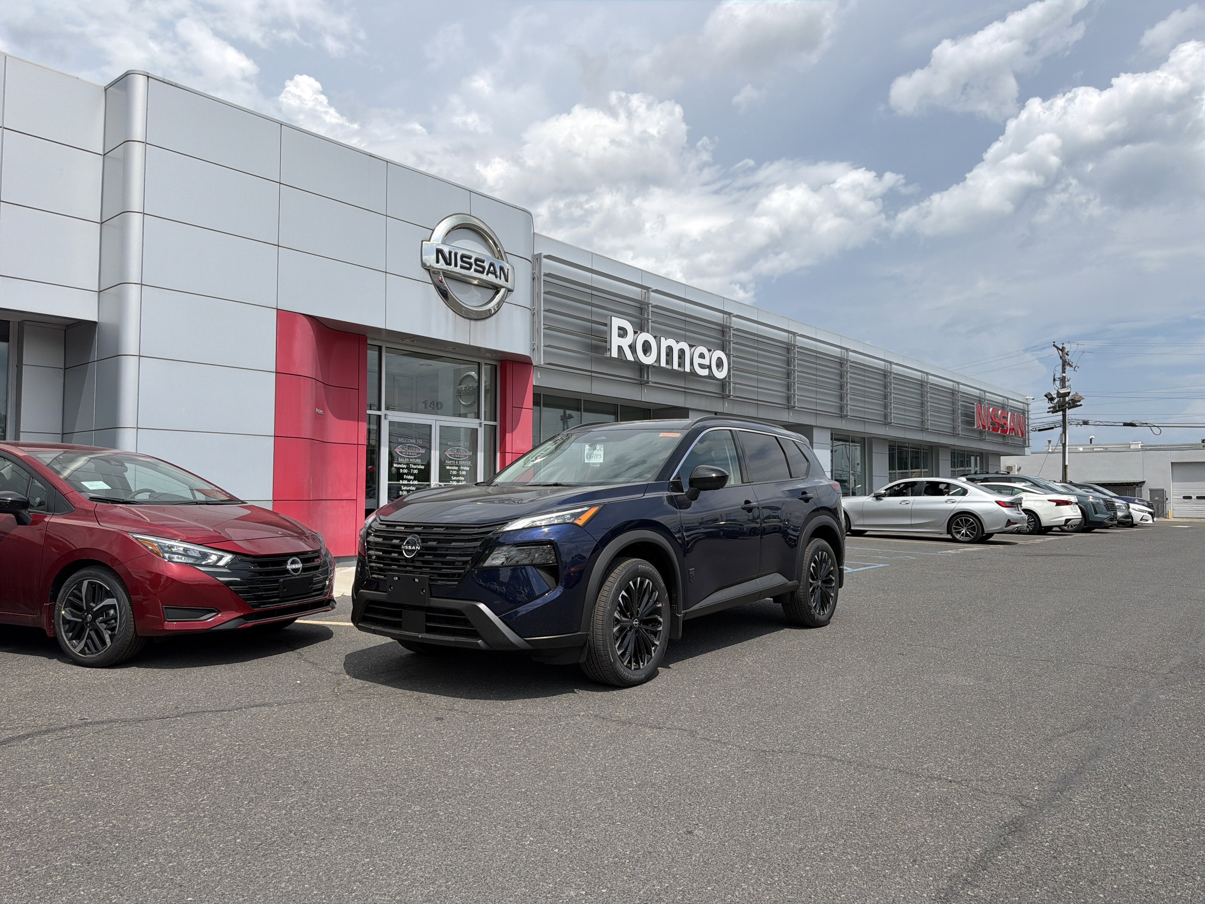 2026 Nissan Rogue Dark Armor