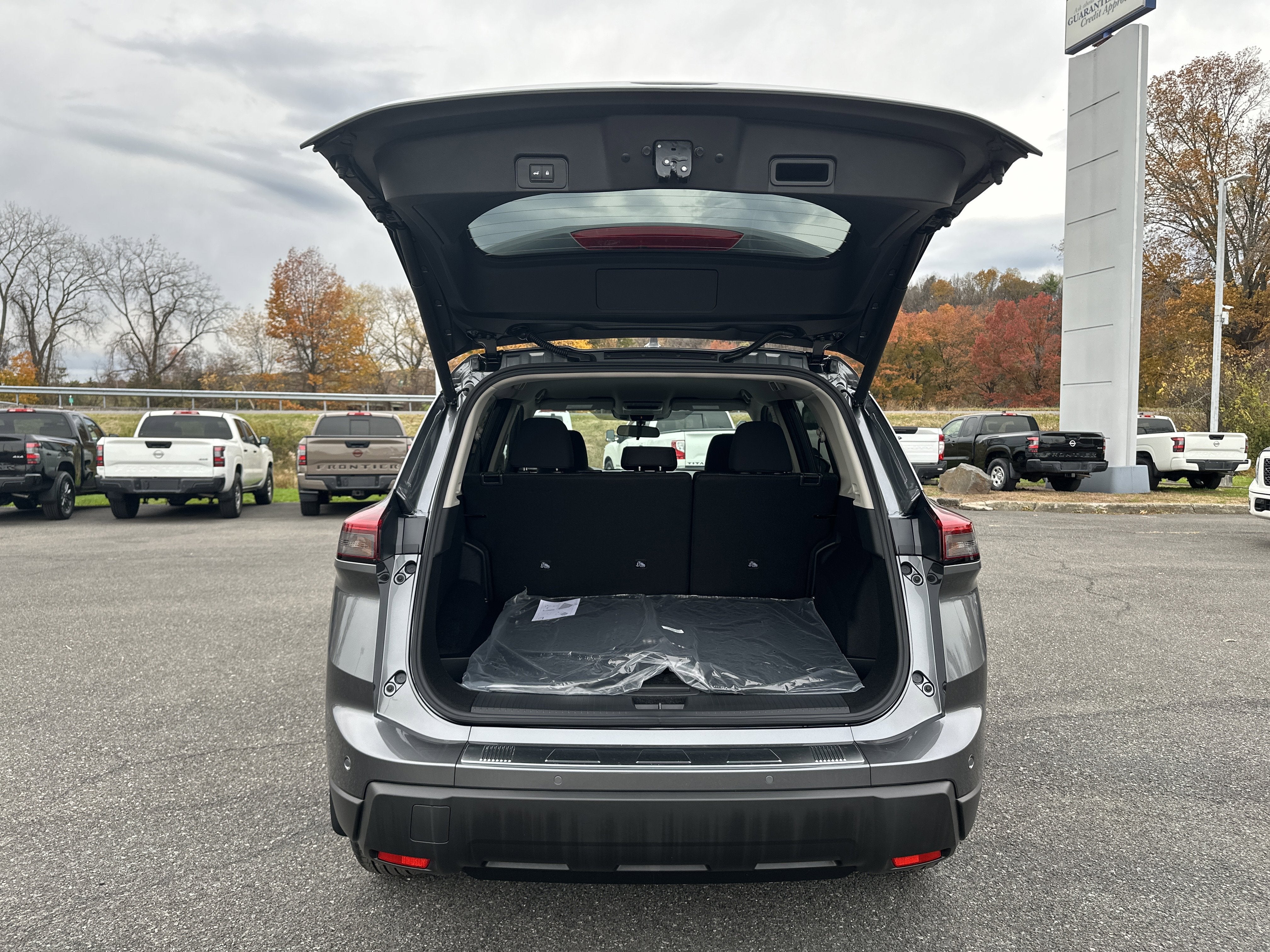 2026 Nissan Rogue SV