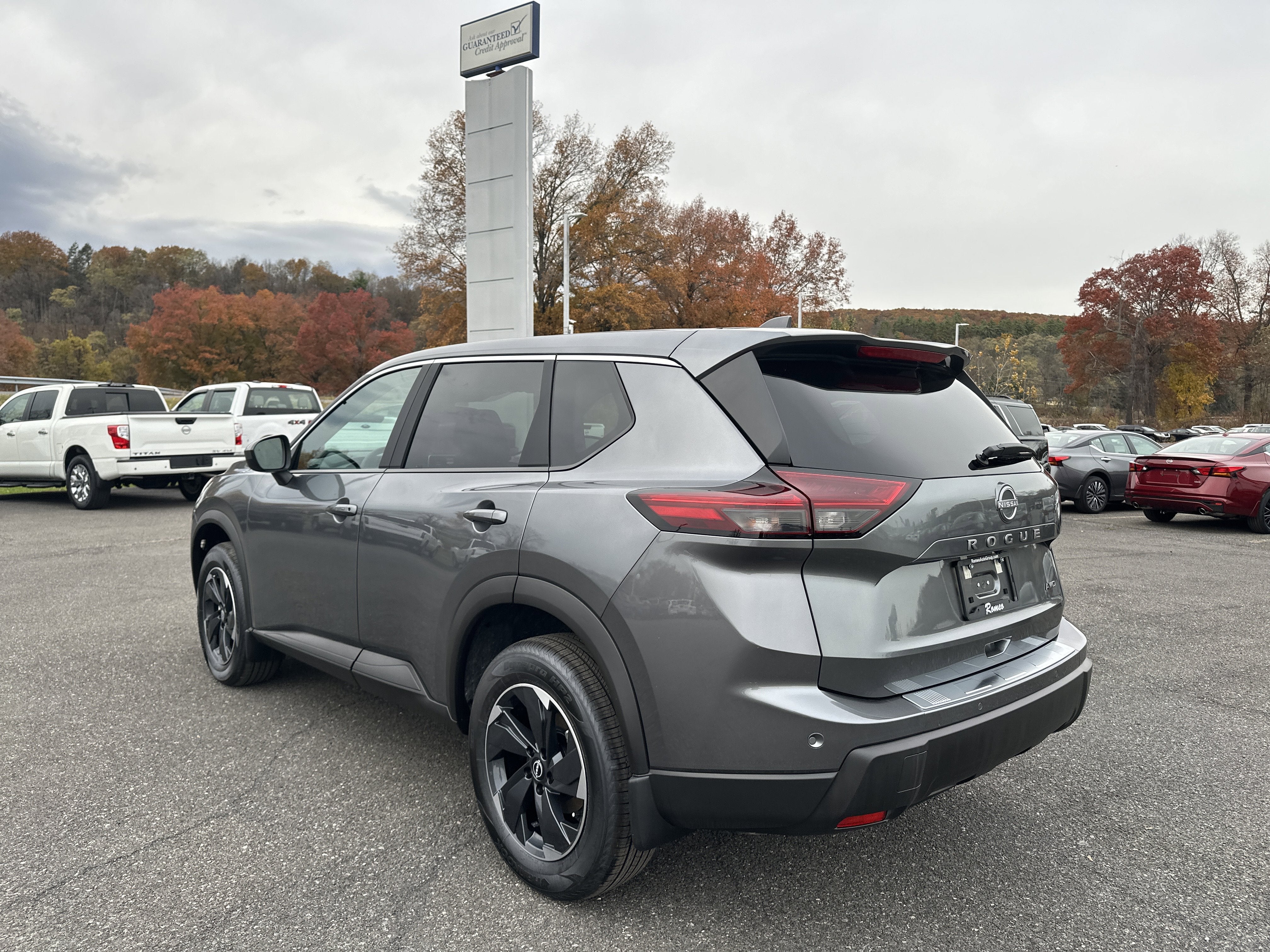 2026 Nissan Rogue SV