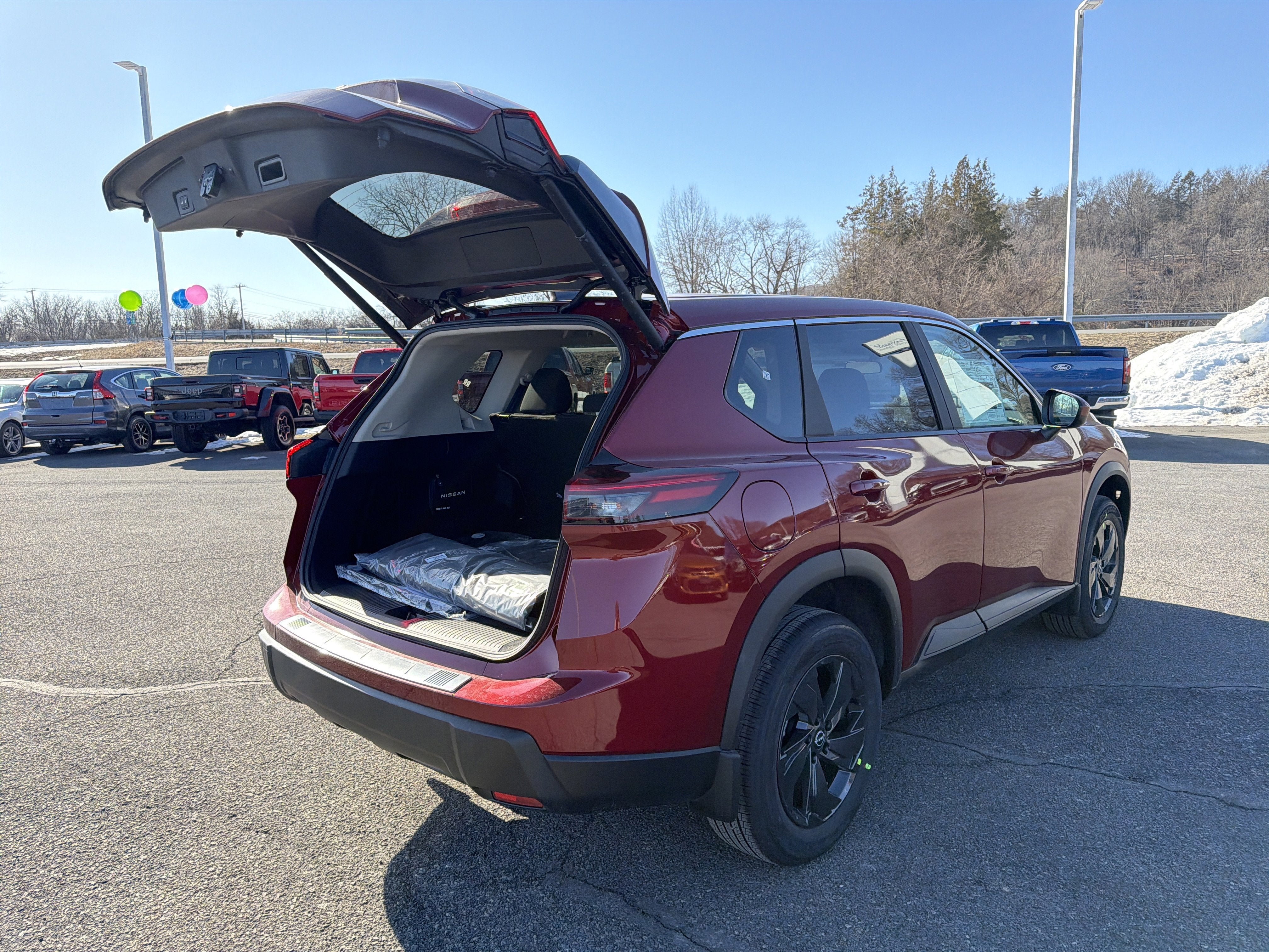 2026 Nissan Rogue SV