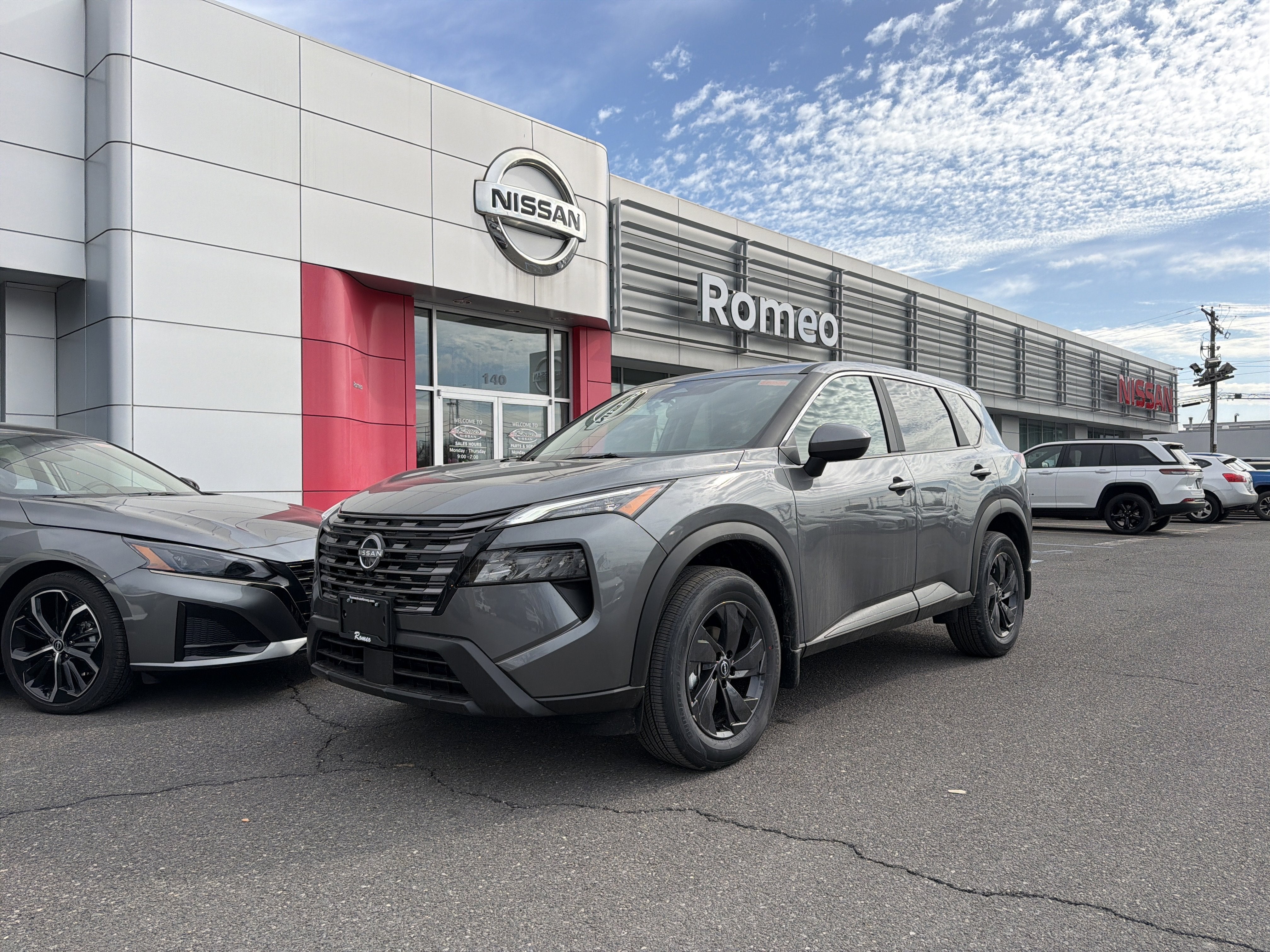 2026 Nissan Rogue SV