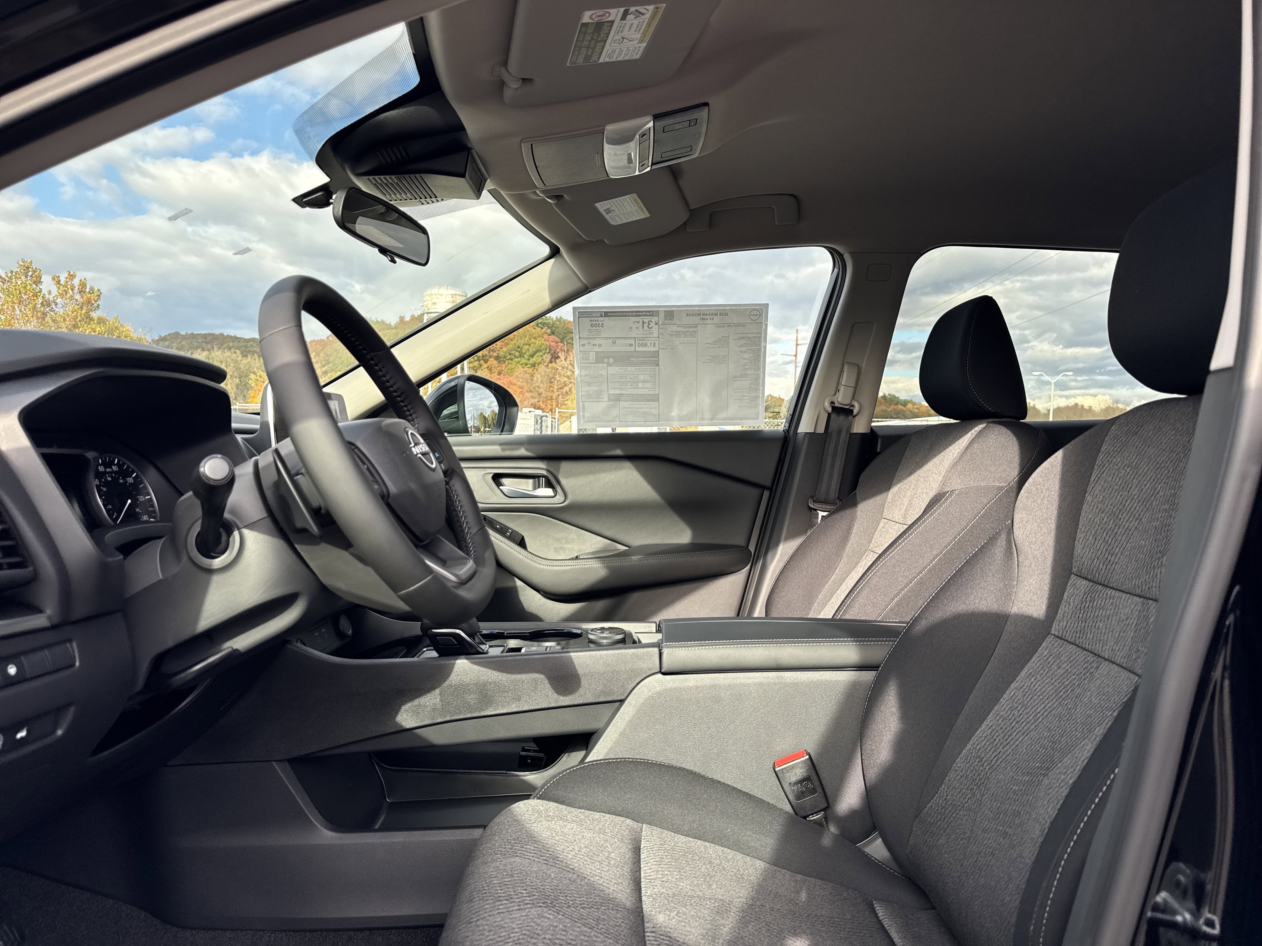 2026 Nissan Rogue SV