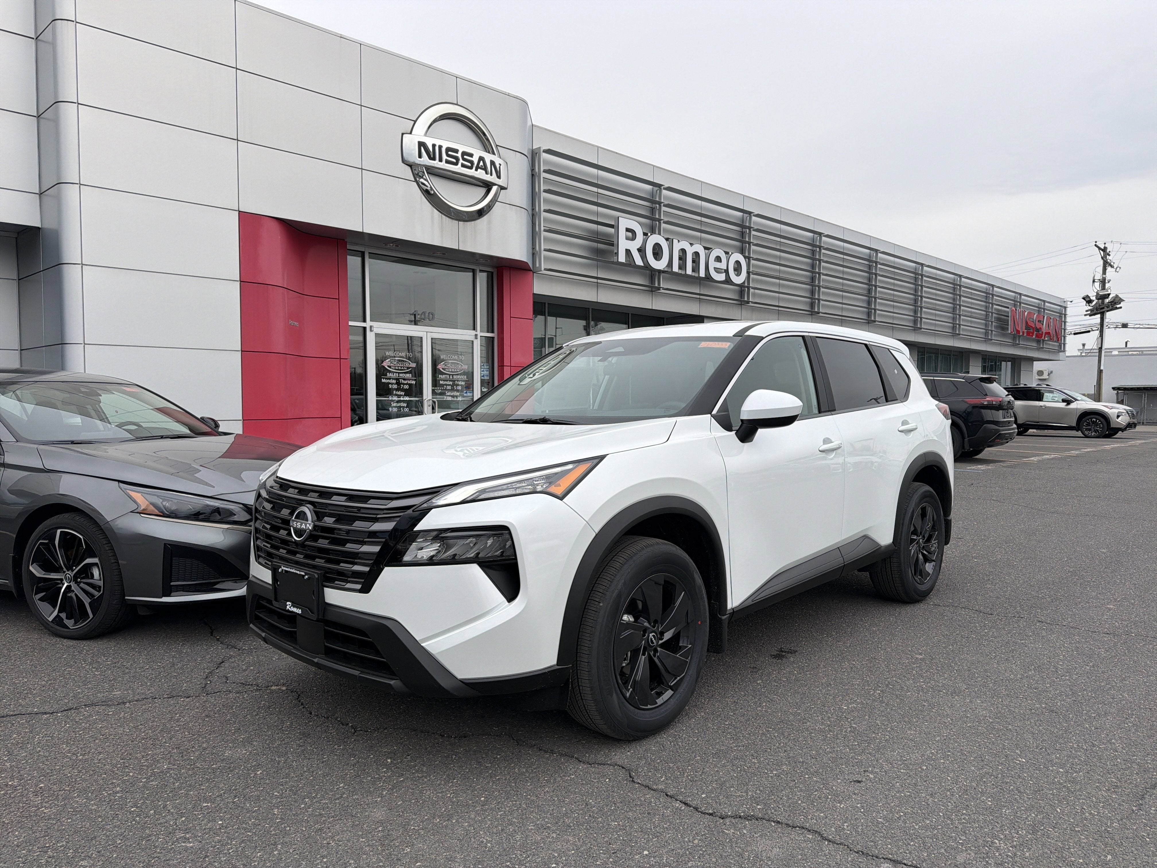 2026 Nissan Rogue SV