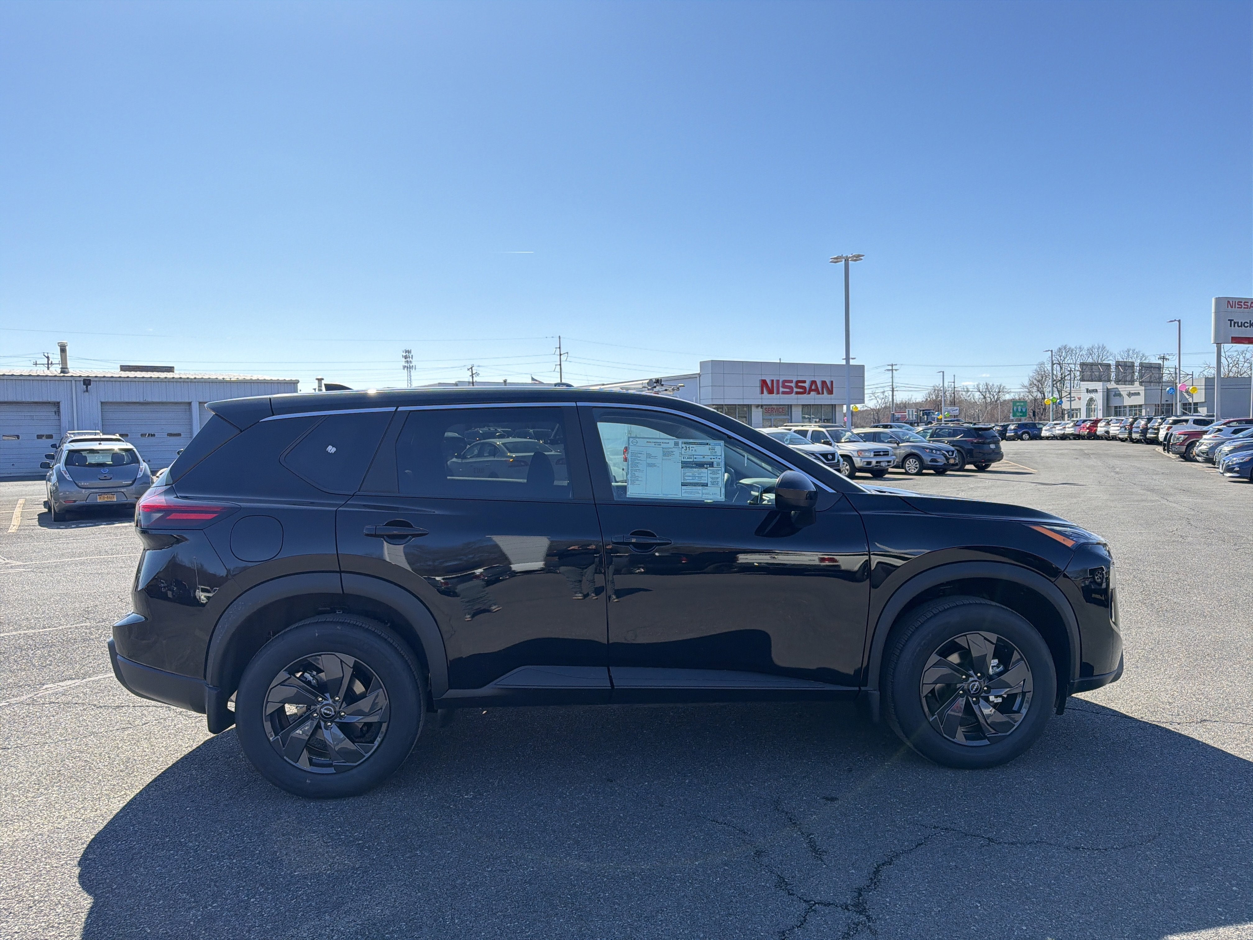 2026 Nissan Rogue SV