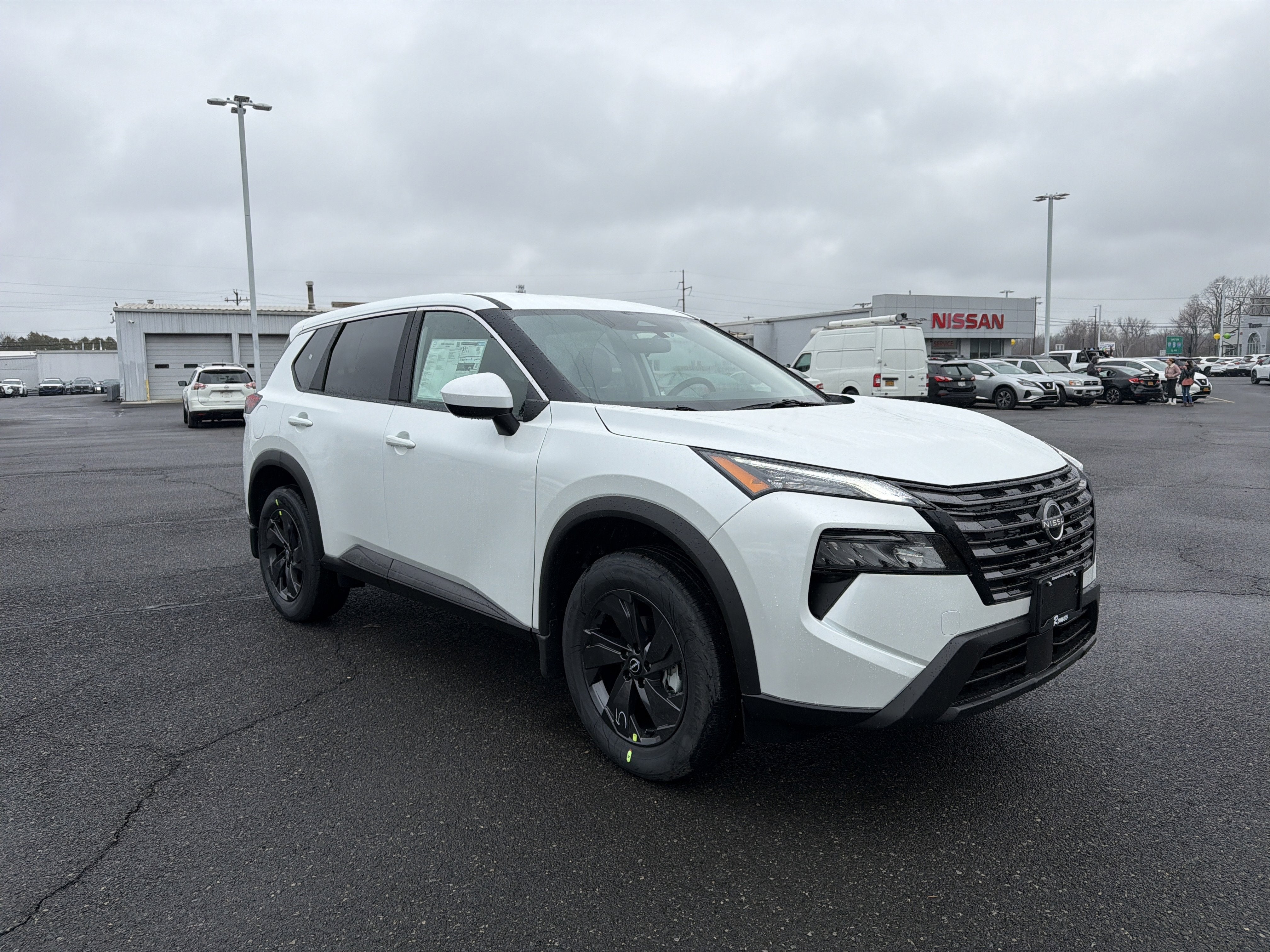 2026 Nissan Rogue SV