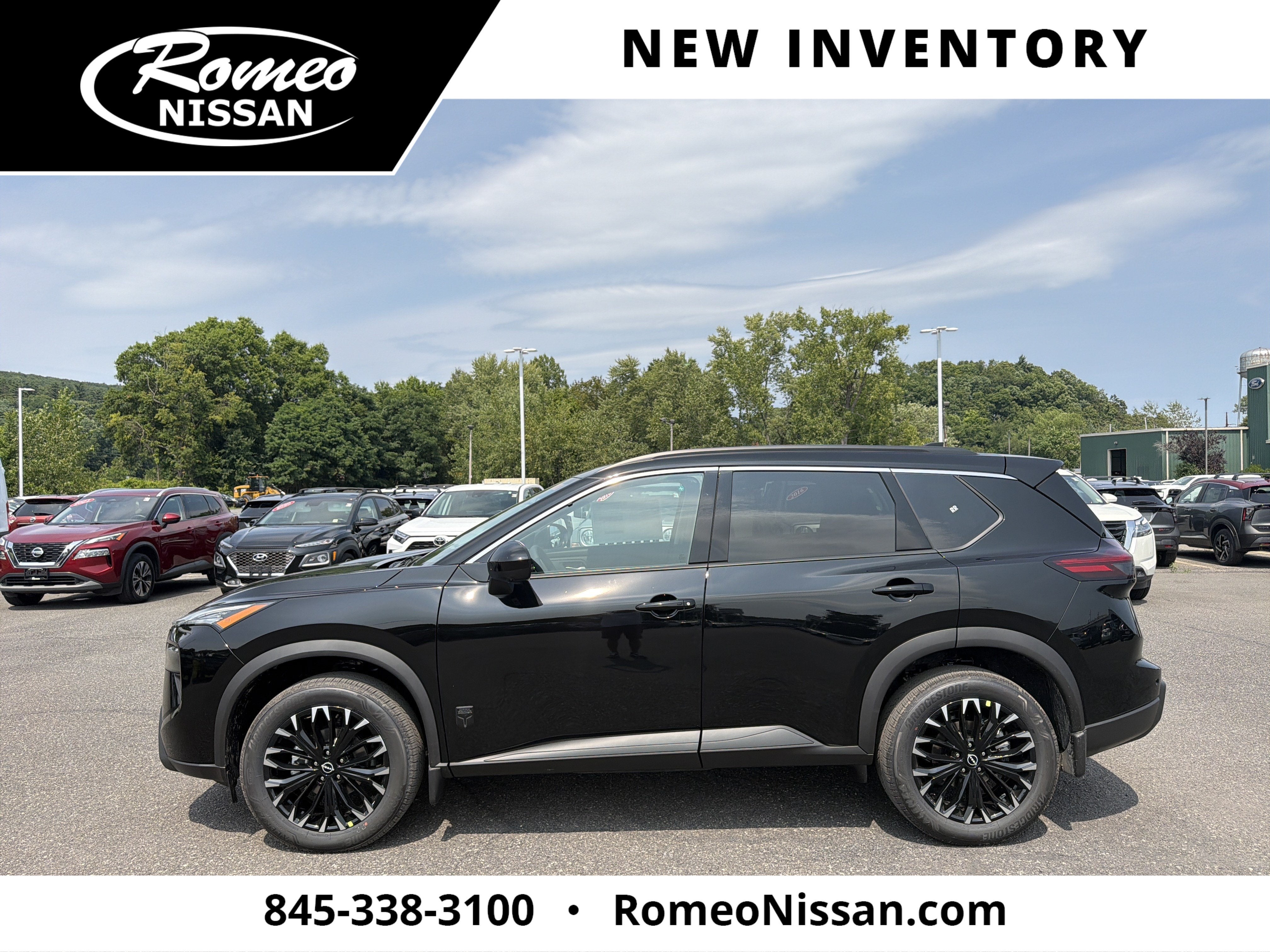 2026 Nissan Rogue Dark Armor