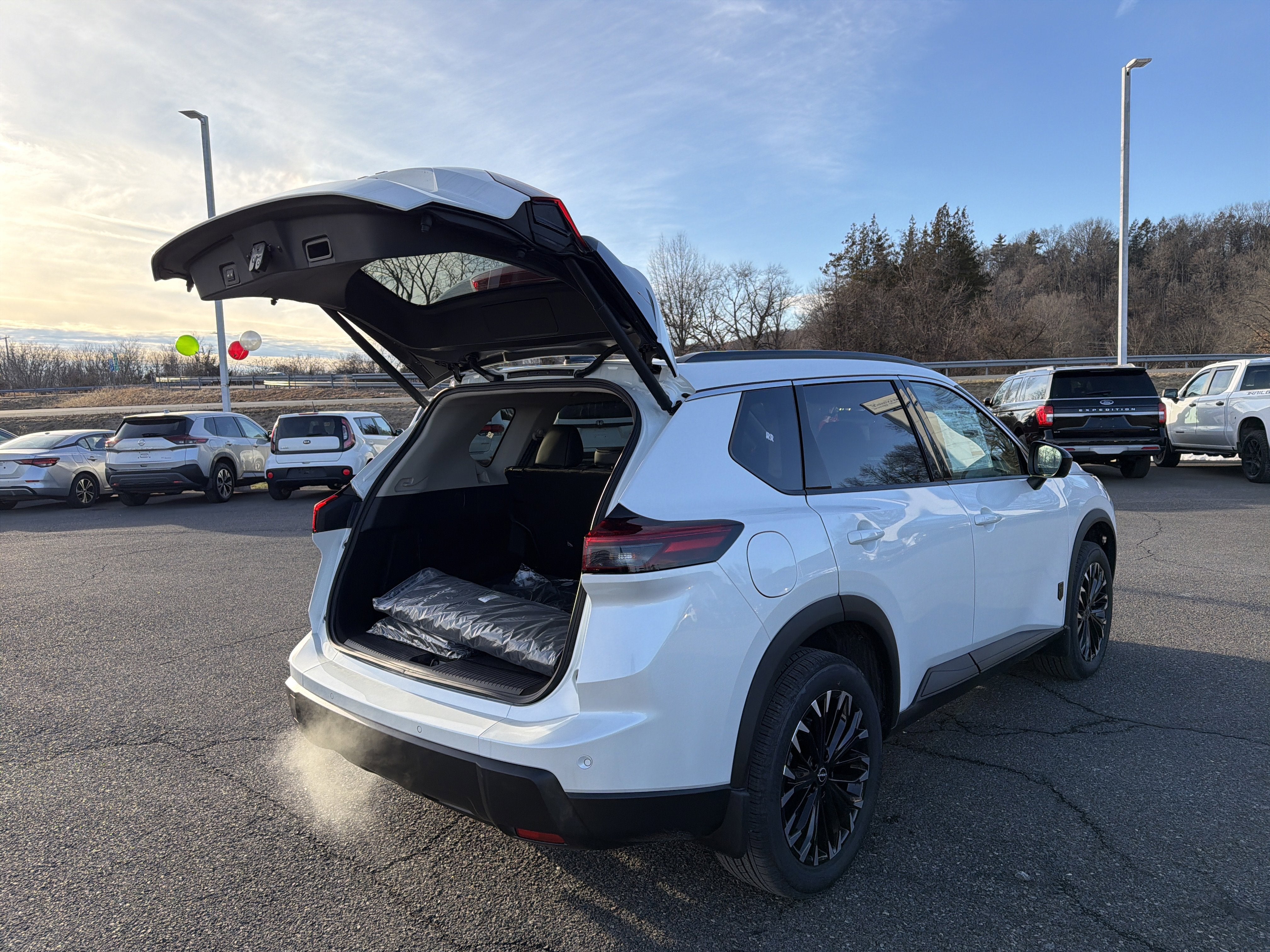 2026 Nissan Rogue Dark Armor