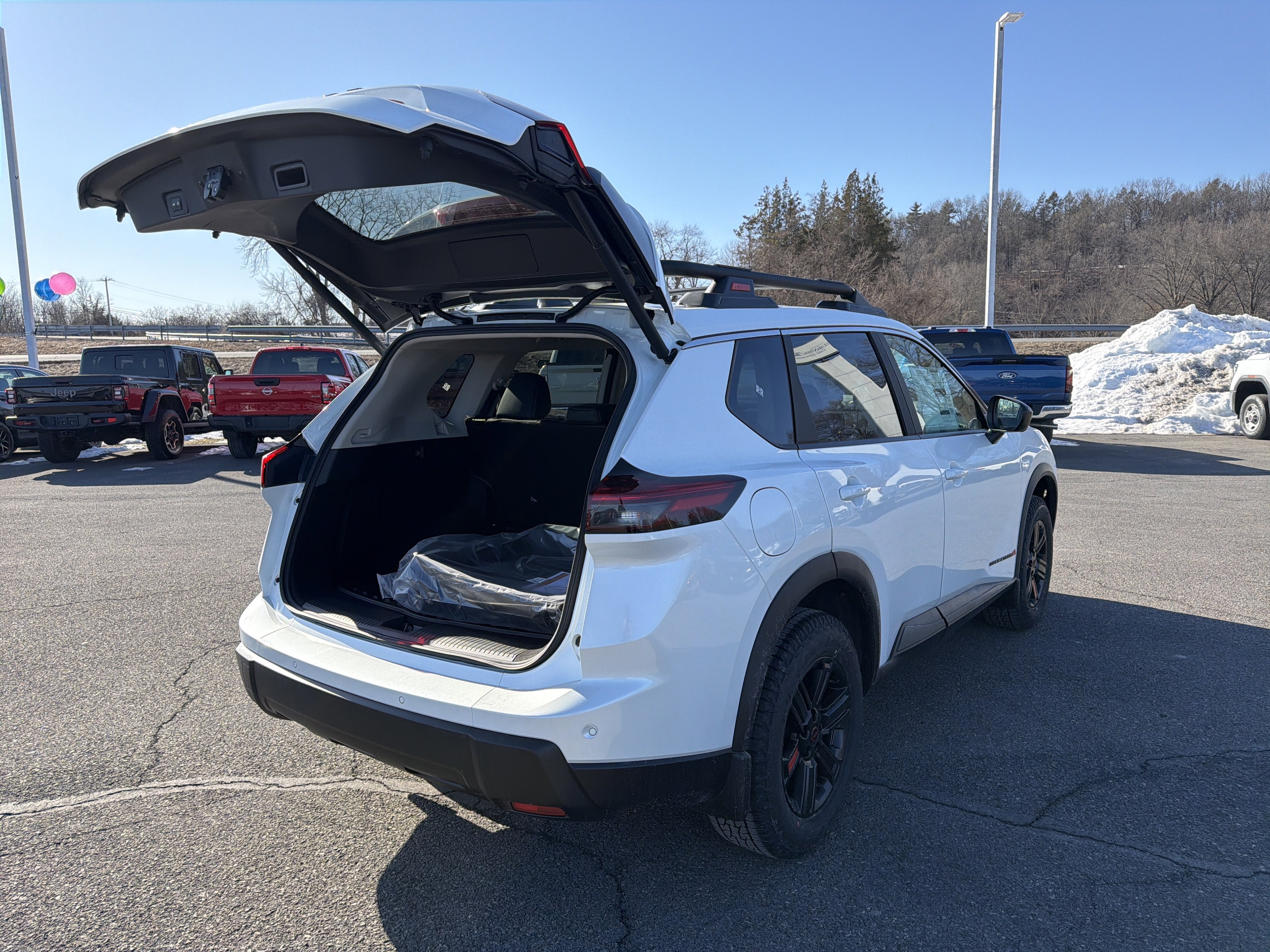 2026 Nissan Rogue Rock Creek